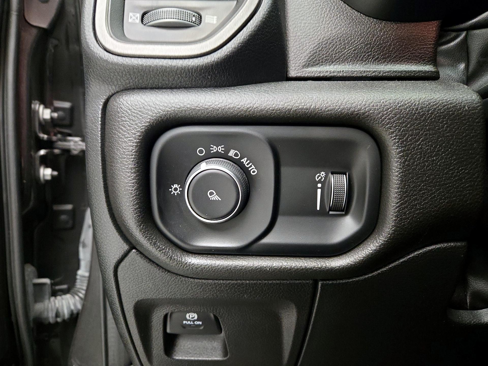 Thumbnail: 2022 RAM 1500 - 13