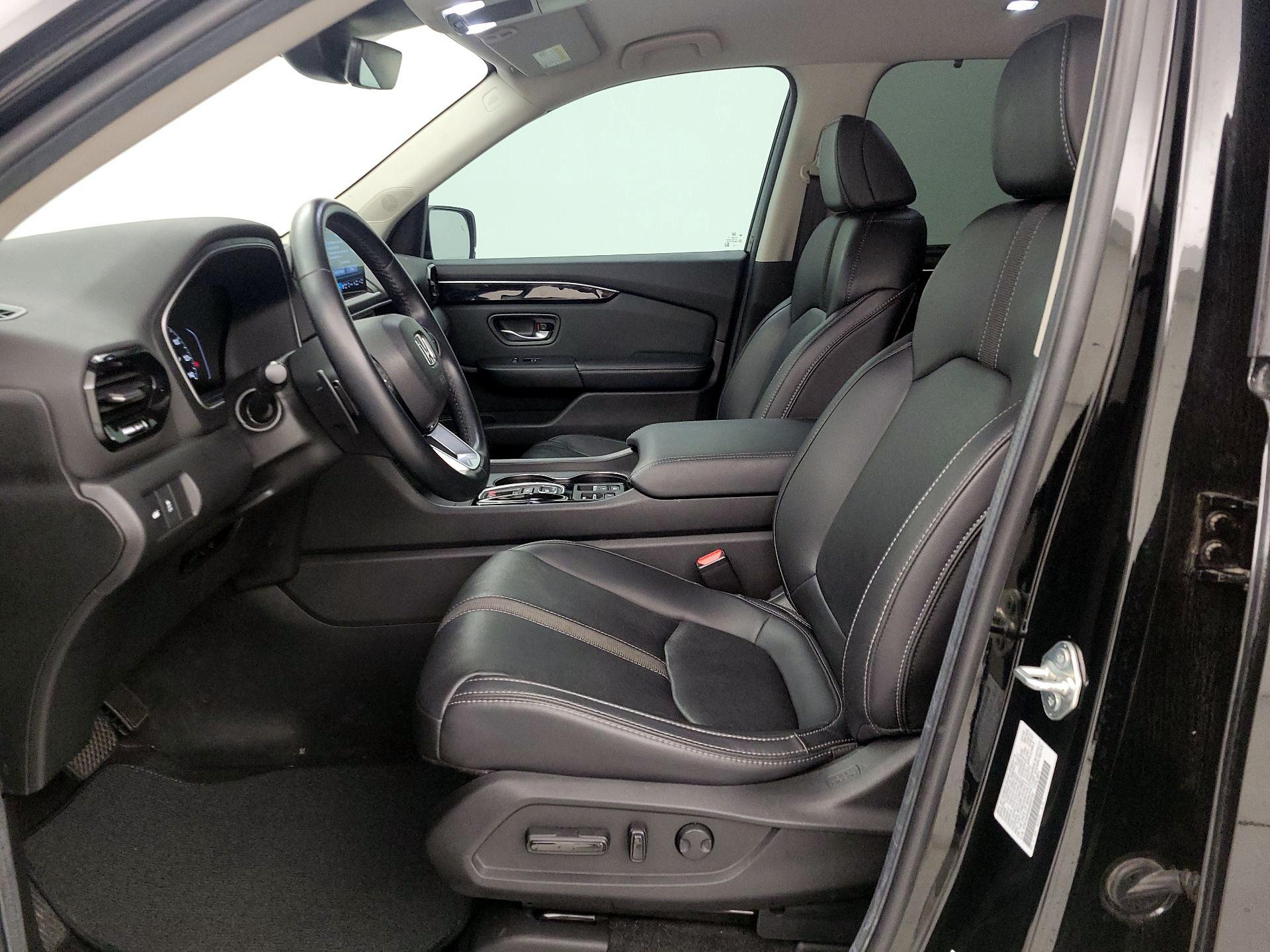 Thumbnail: 2025 Honda Pilot - 9