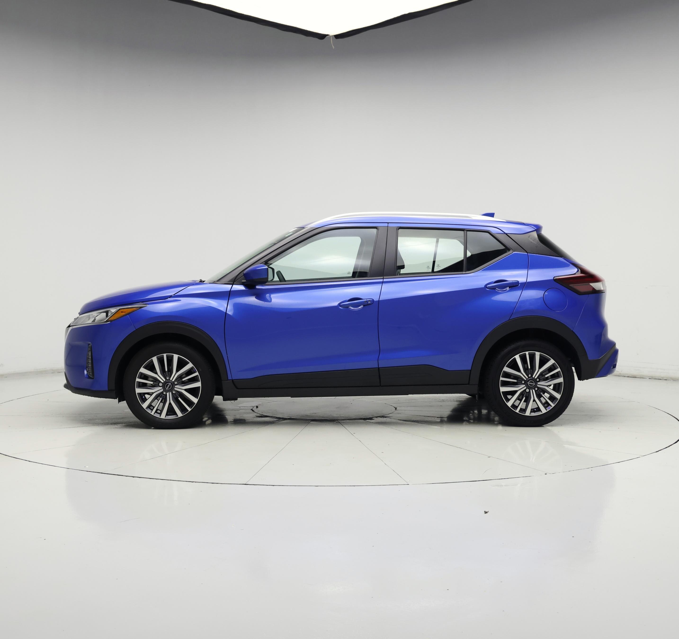 Thumbnail: 2024 Nissan Kicks - 3