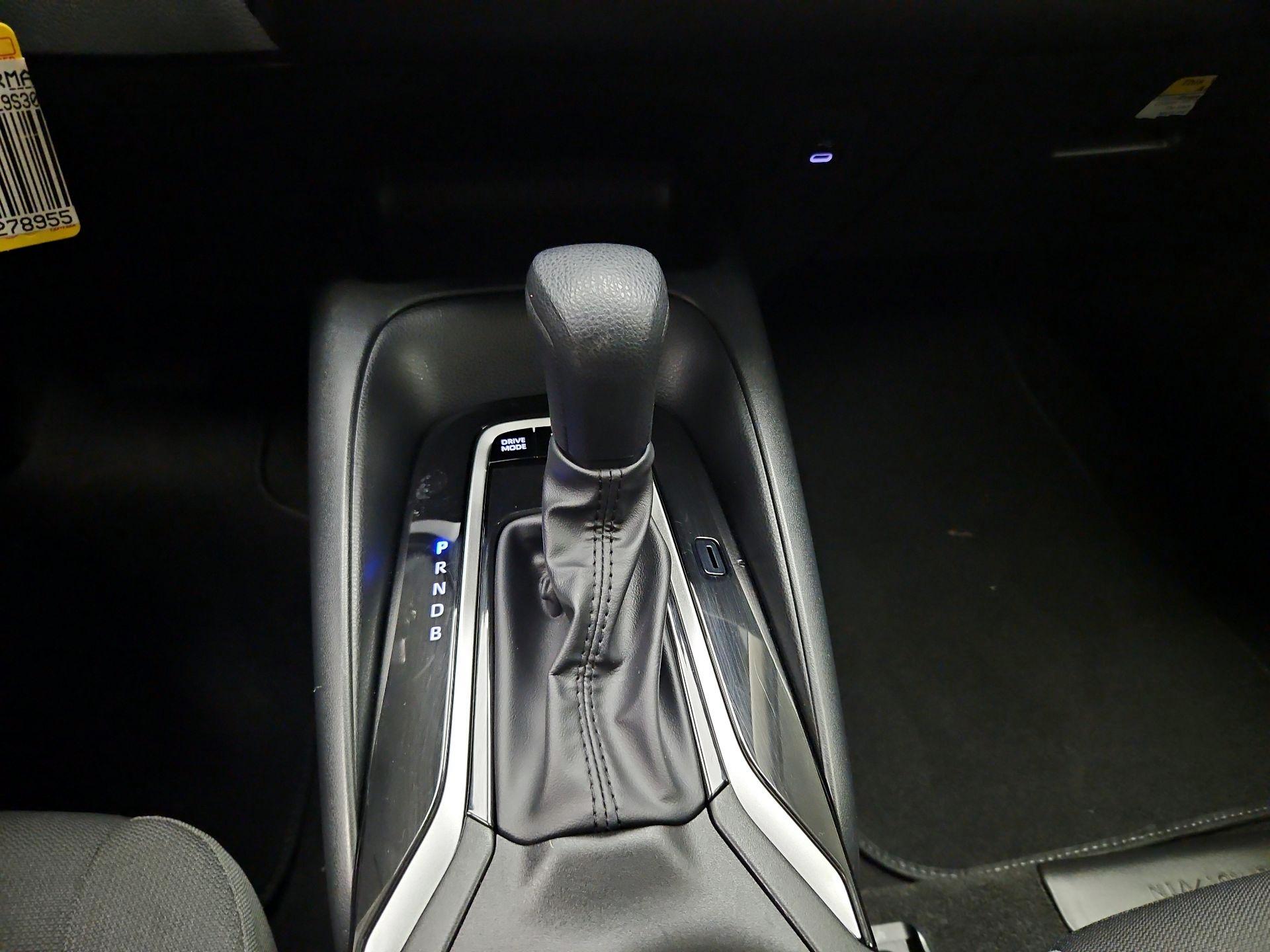 Thumbnail: 2025 Toyota Corolla - 16