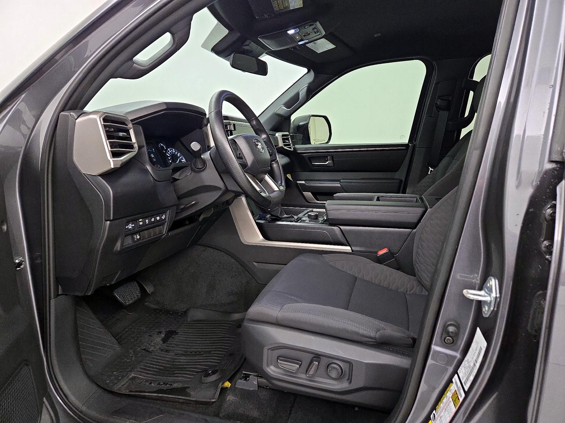 Thumbnail: 2025 Toyota Tundra - 11