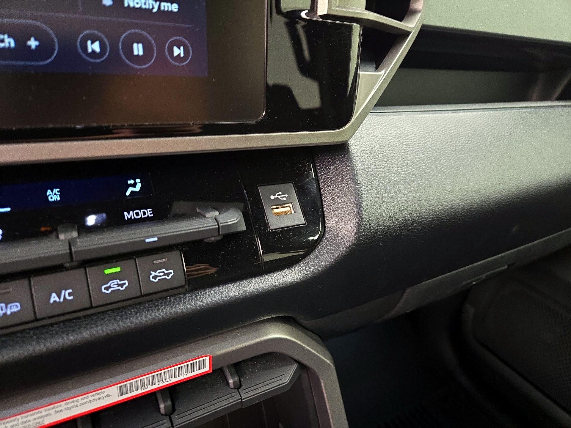 Thumbnail: 2025 Toyota Tundra - 18