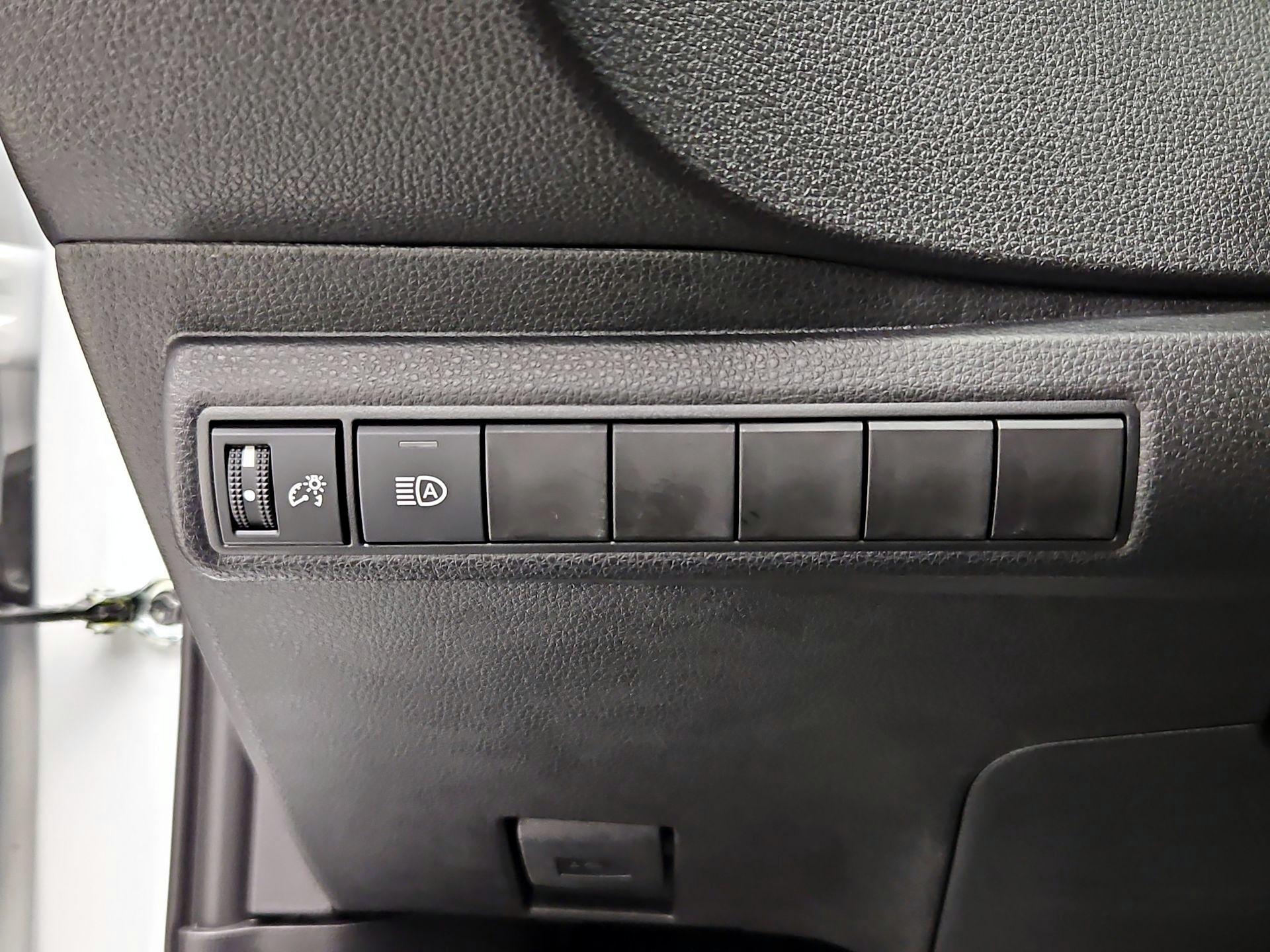 Thumbnail: 2026 Toyota Corolla - 13