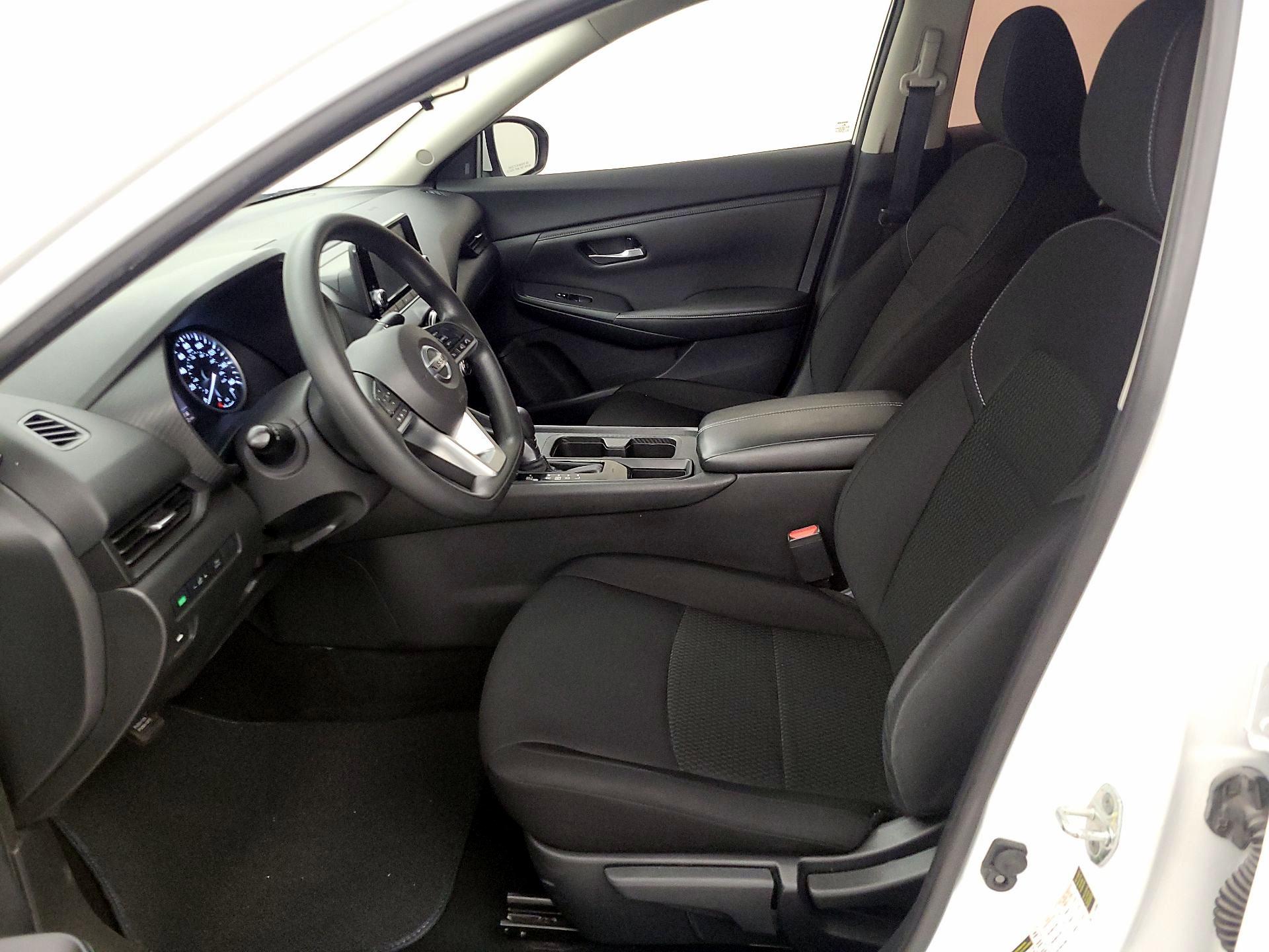 Thumbnail: 2021 Nissan Sentra - 9