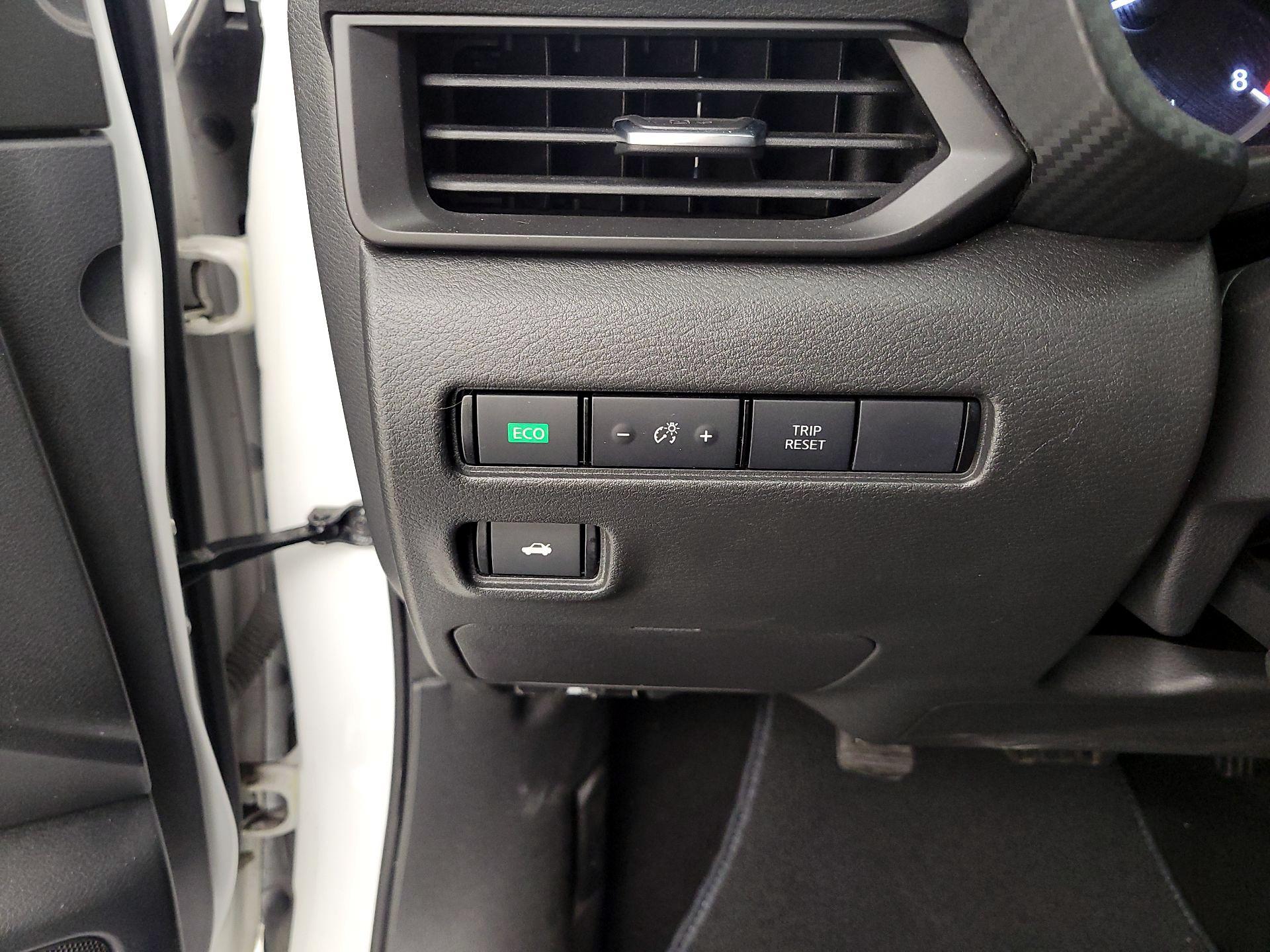 Thumbnail: 2021 Nissan Sentra - 11