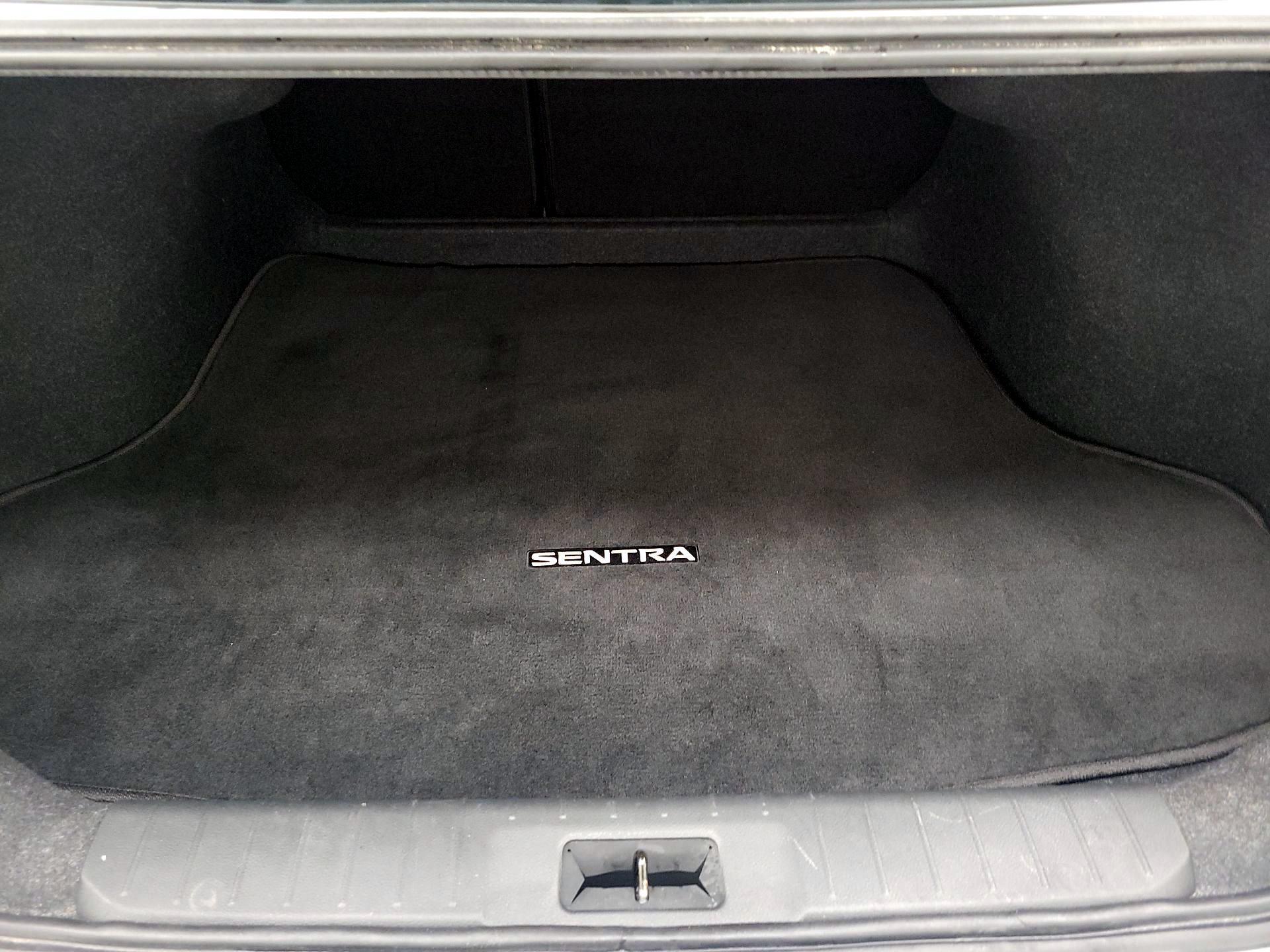 Thumbnail: 2021 Nissan Sentra - 18