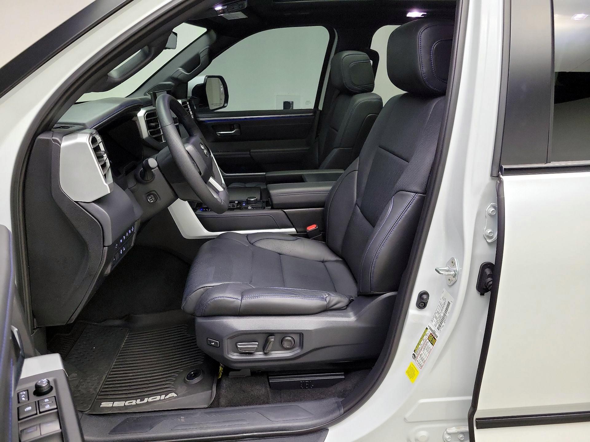 Thumbnail: 2024 Toyota Sequoia - 9