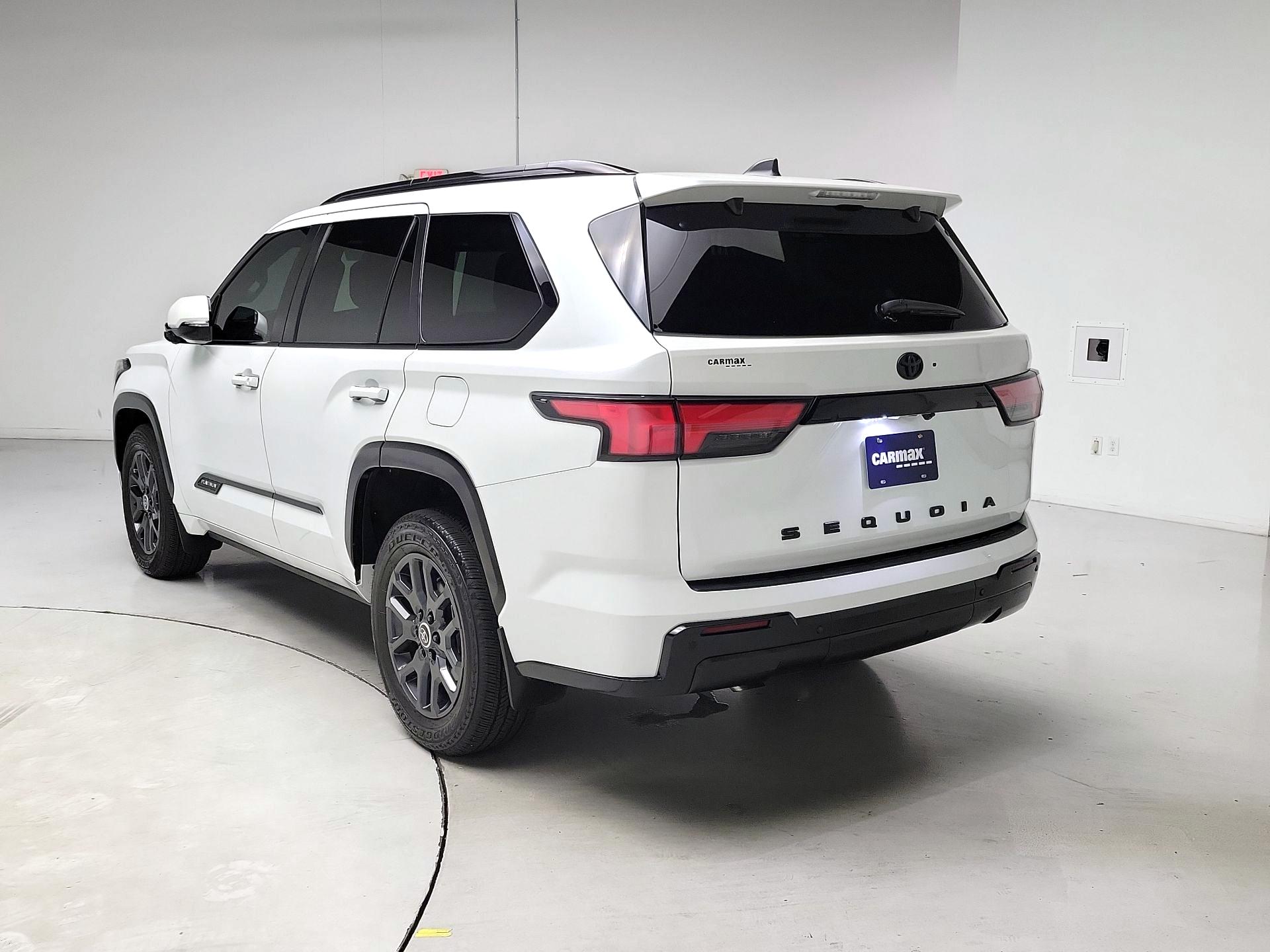 Thumbnail: 2024 Toyota Sequoia - 7