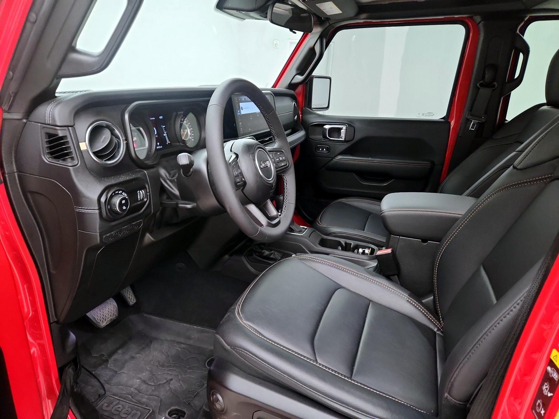 Thumbnail: 2025 Jeep Gladiator - 11