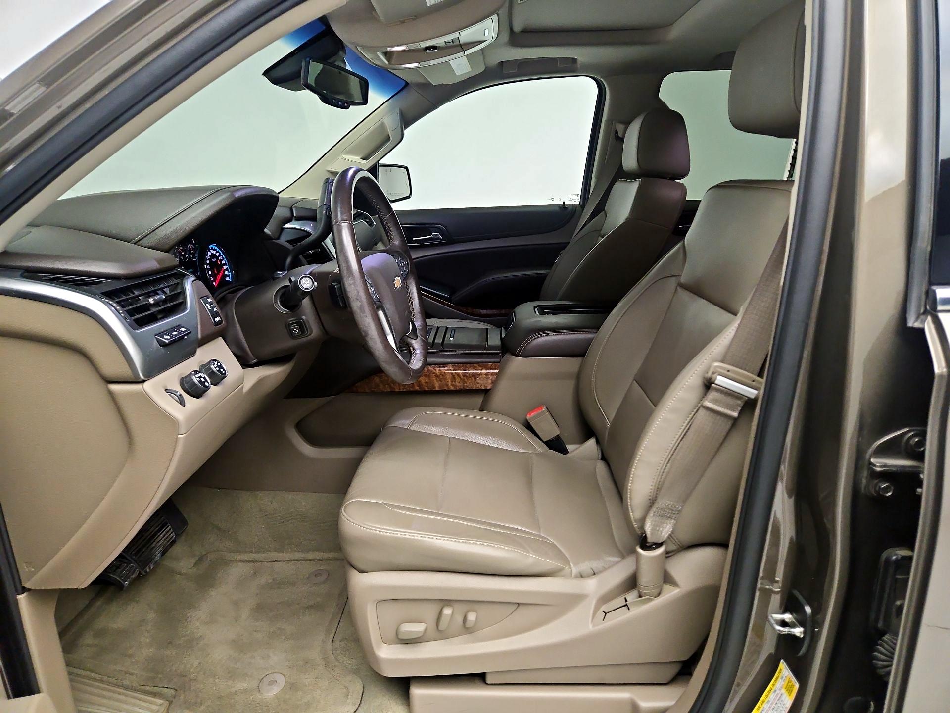 Thumbnail: 2016 Chevrolet Tahoe - 11