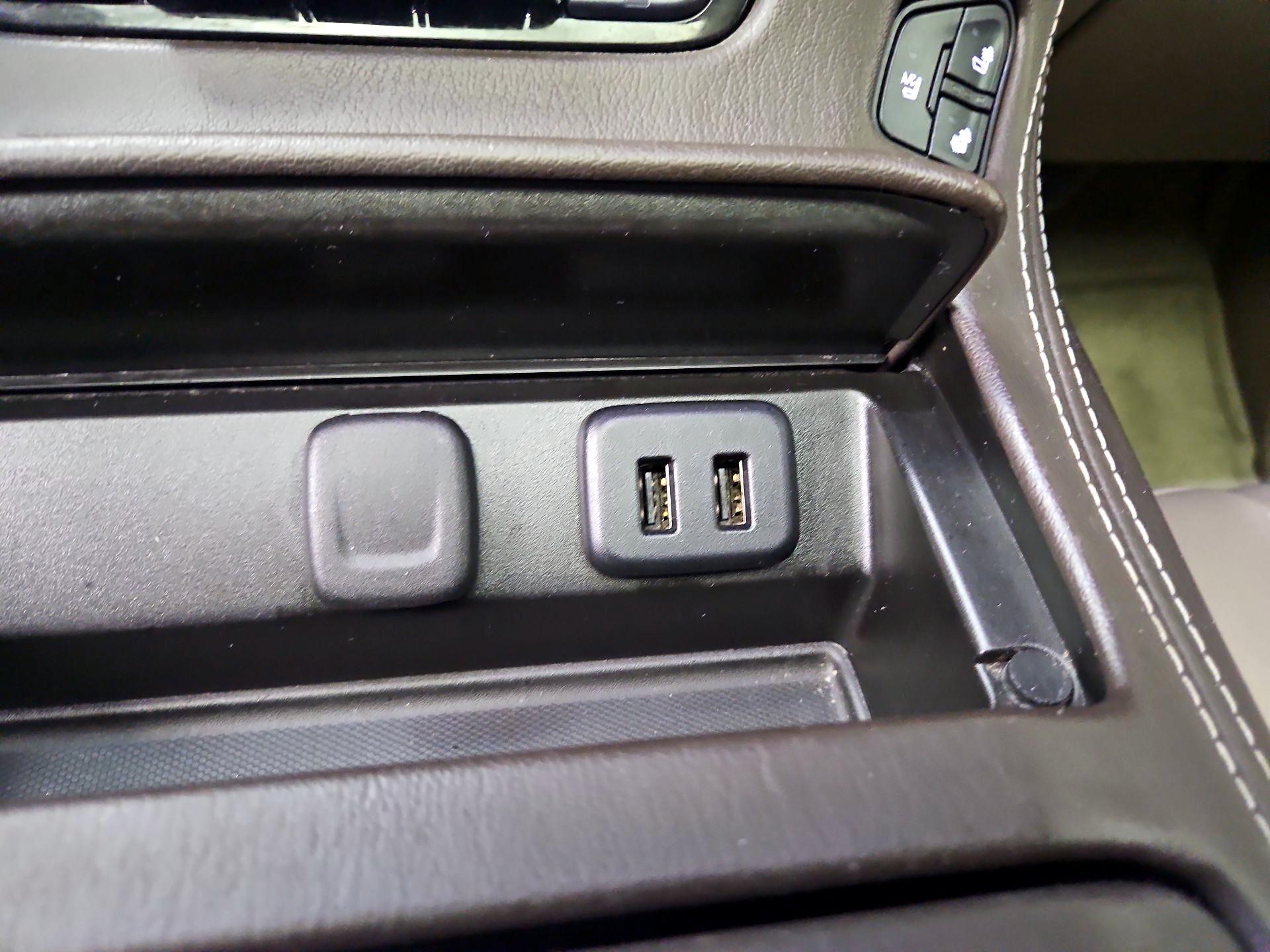 Thumbnail: 2016 Chevrolet Tahoe - 19