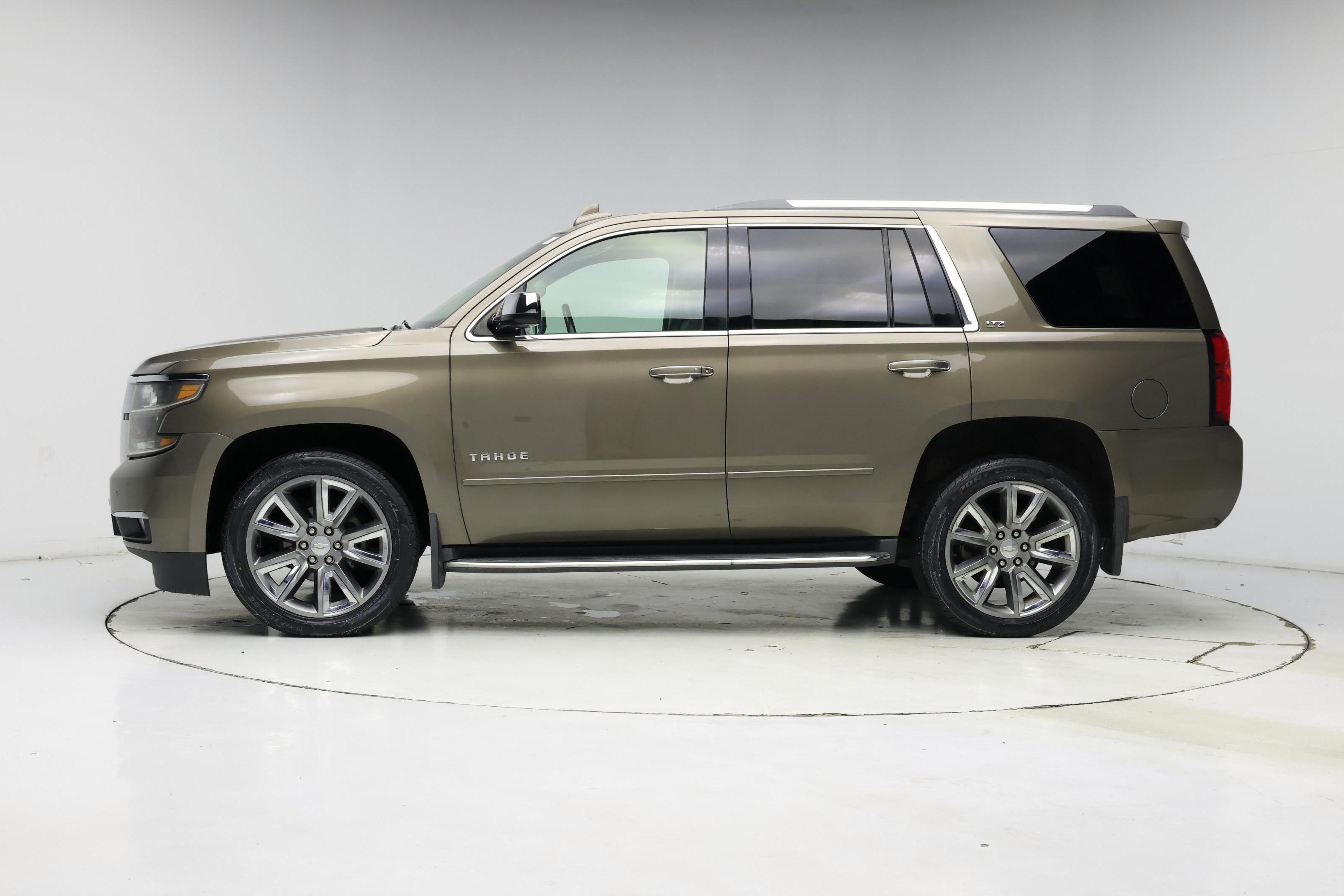 Thumbnail: 2016 Chevrolet Tahoe - 3