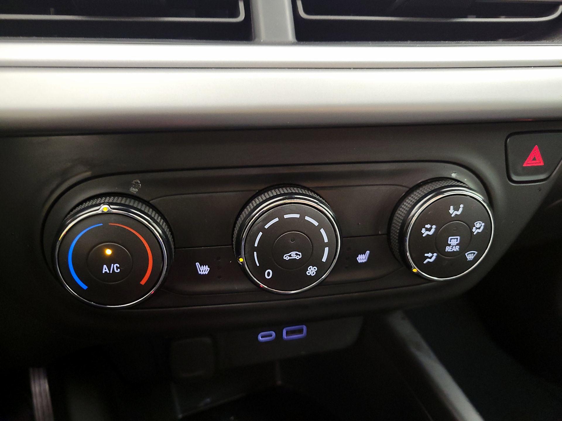 Thumbnail: 2024 Chevrolet Trax - 14