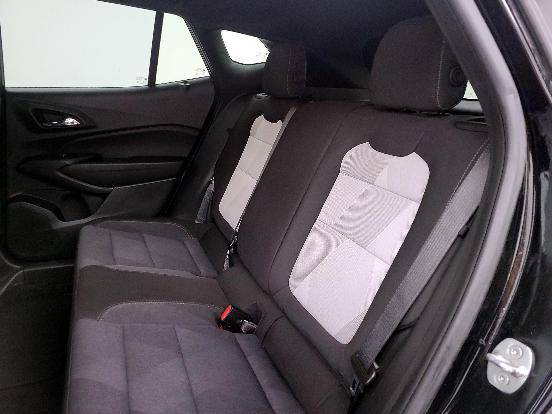 Thumbnail: 2024 Chevrolet Trax - 17