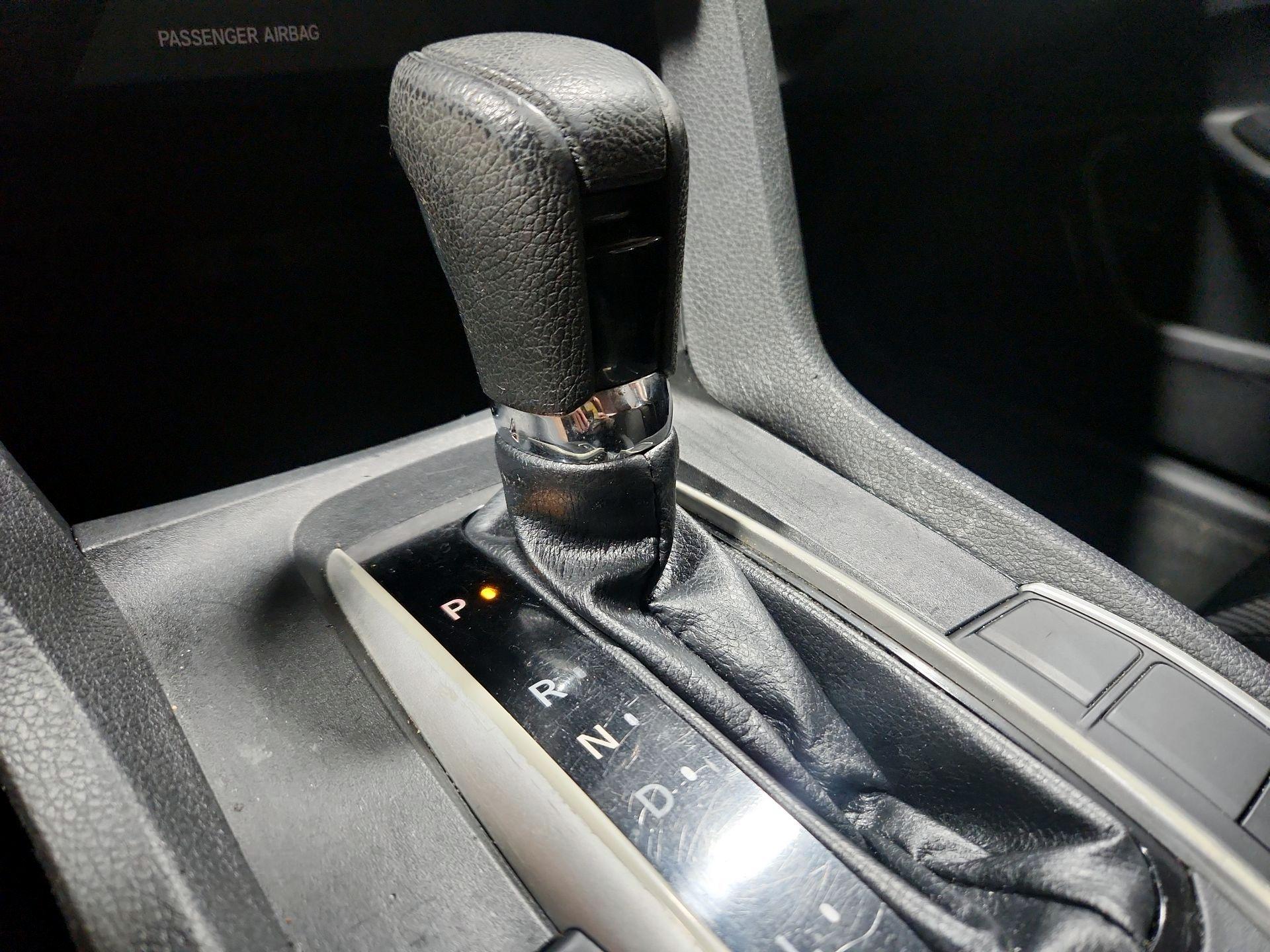 Thumbnail: 2020 Honda Civic - 15