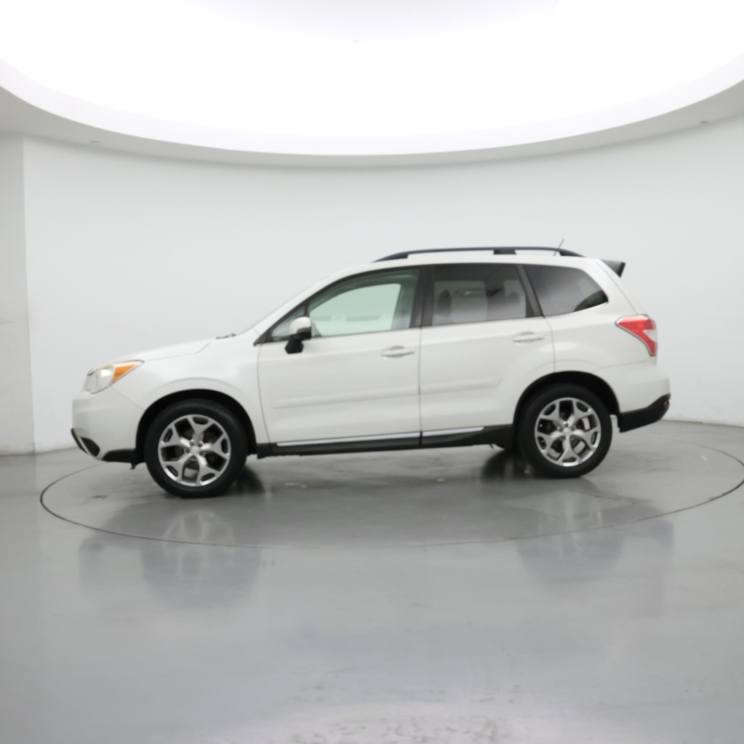 Thumbnail: 2015 Subaru Forester - 3