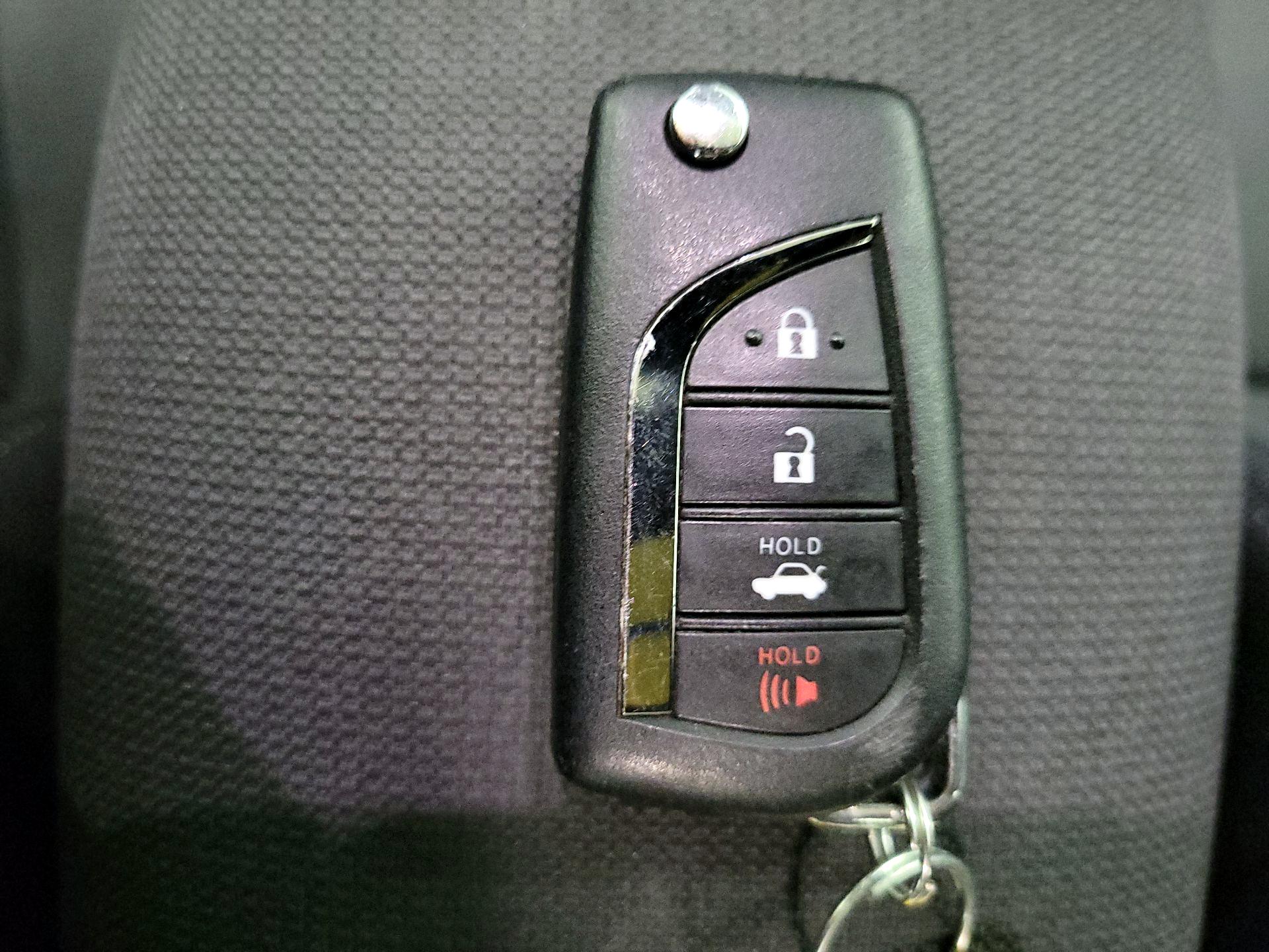 Thumbnail: 2023 Toyota Corolla - 19