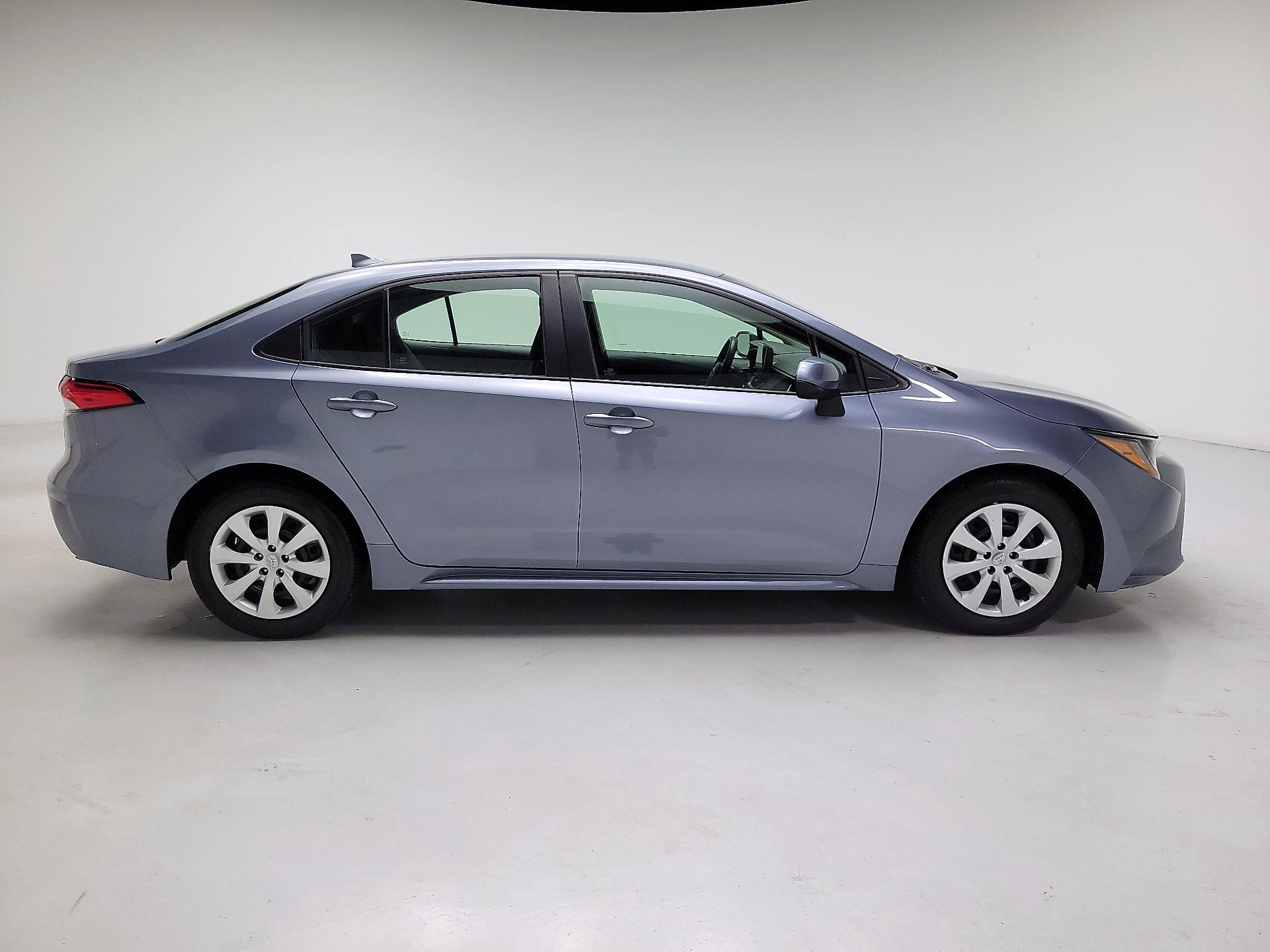 Thumbnail: 2023 Toyota Corolla - 4