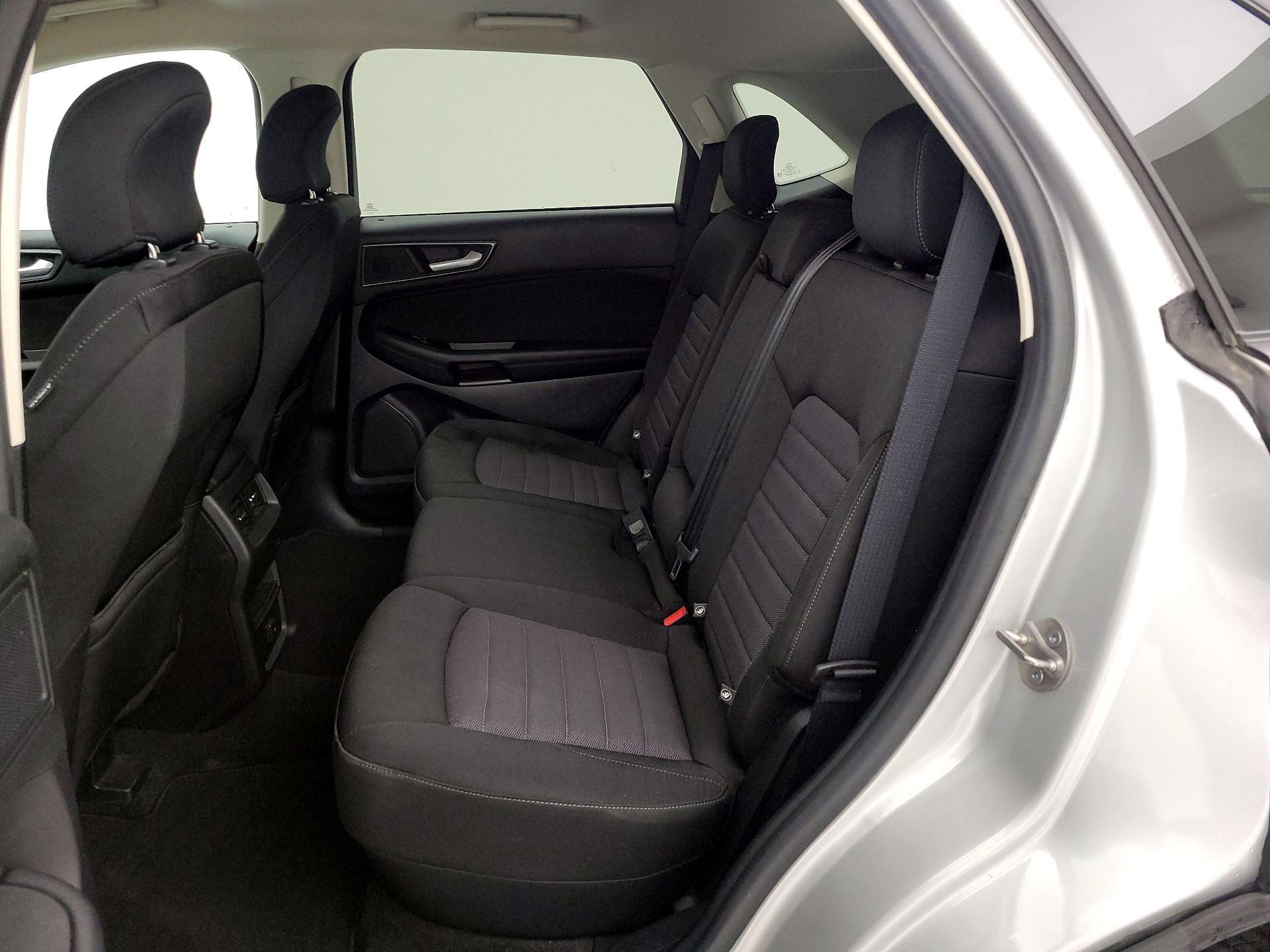 Thumbnail: 2019 Ford Edge - 19