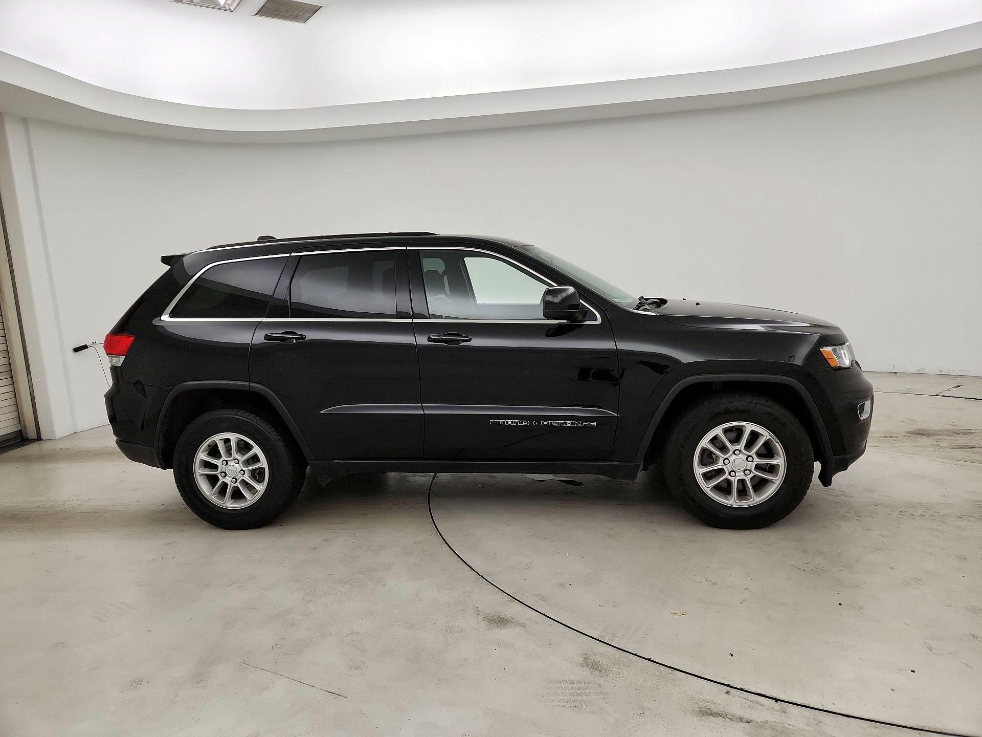 Thumbnail: 2018 Jeep Grand Cherokee - 4