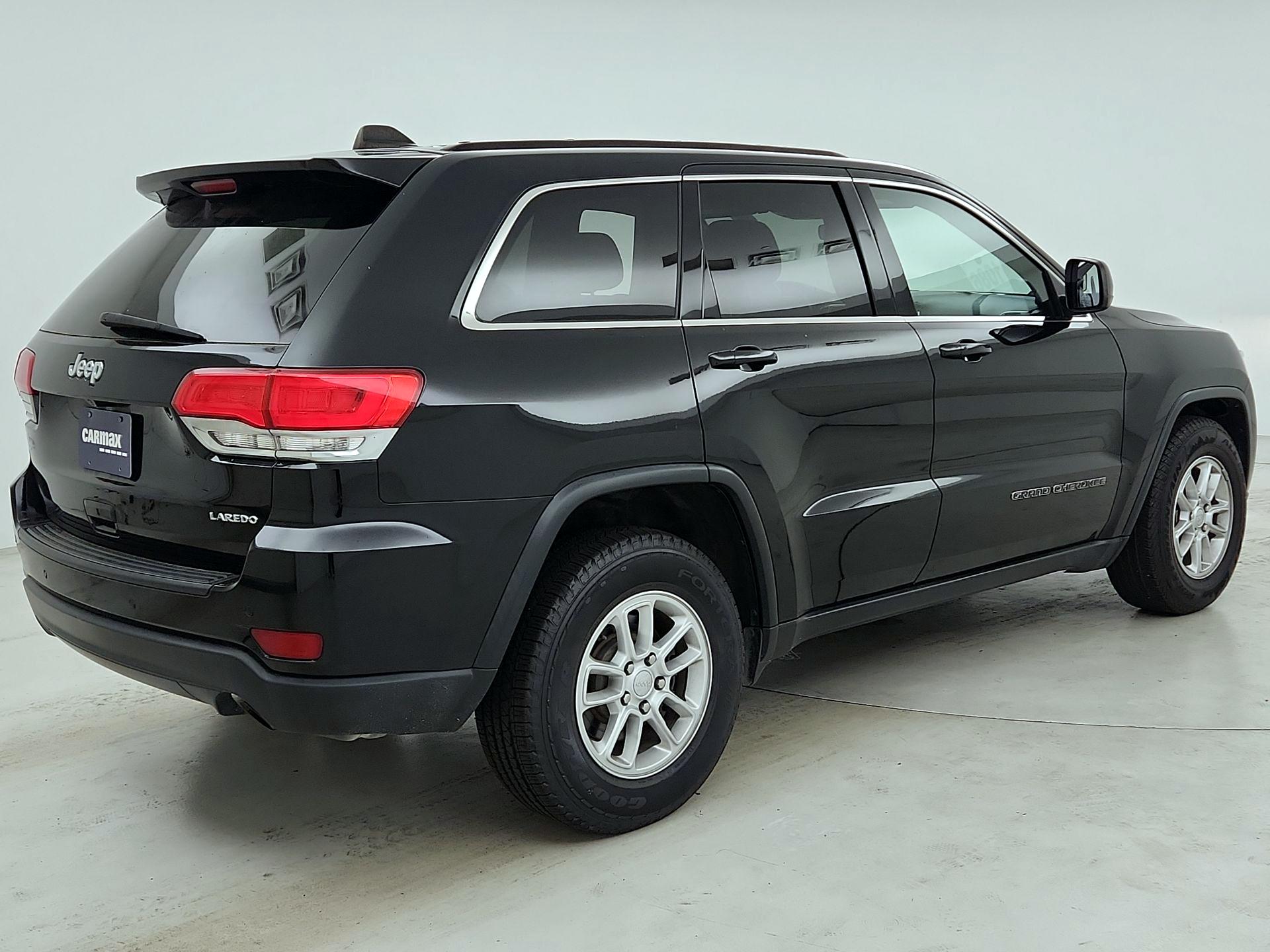 Thumbnail: 2018 Jeep Grand Cherokee - 5