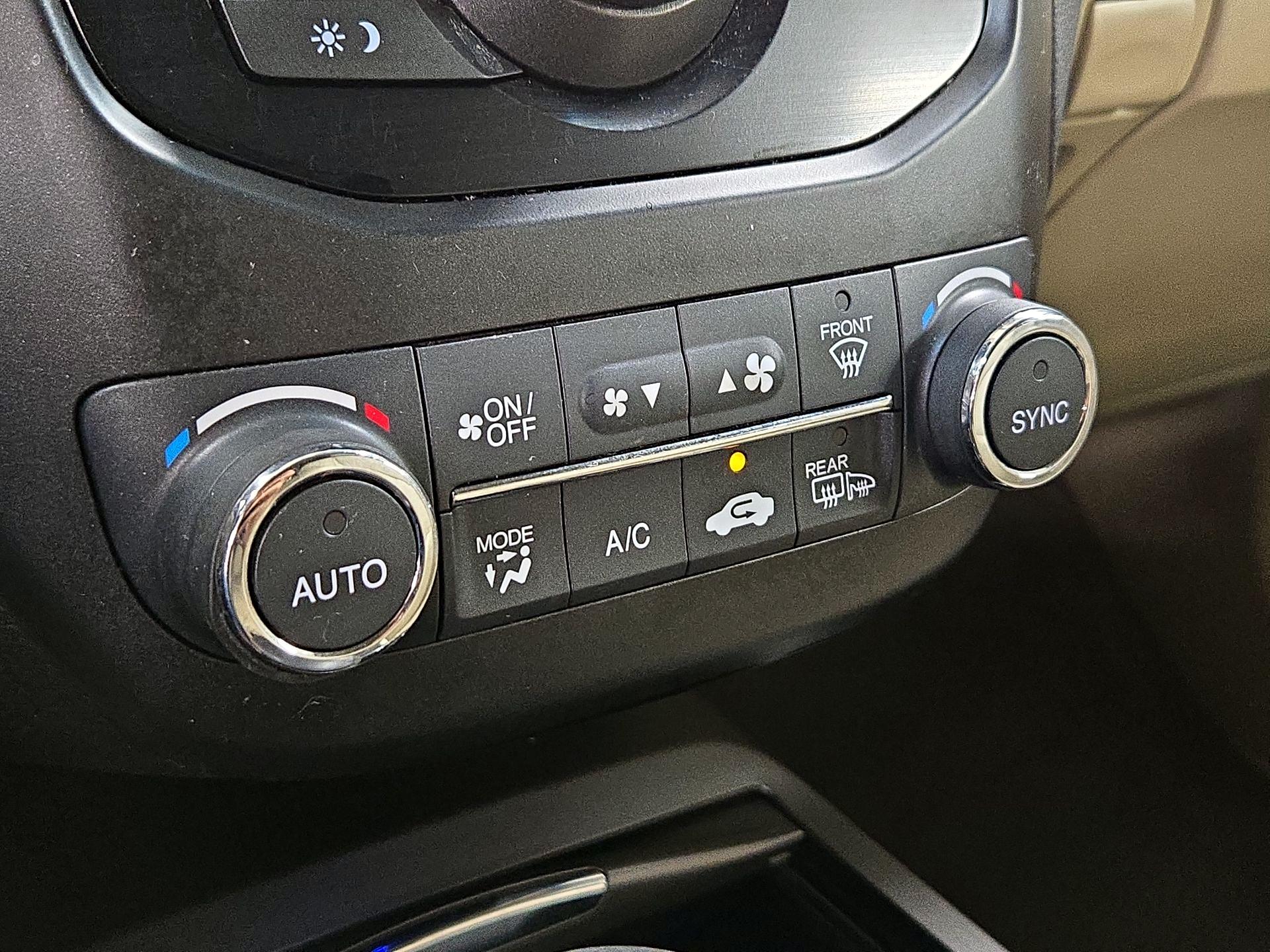 Thumbnail: 2015 Acura RDX - 16