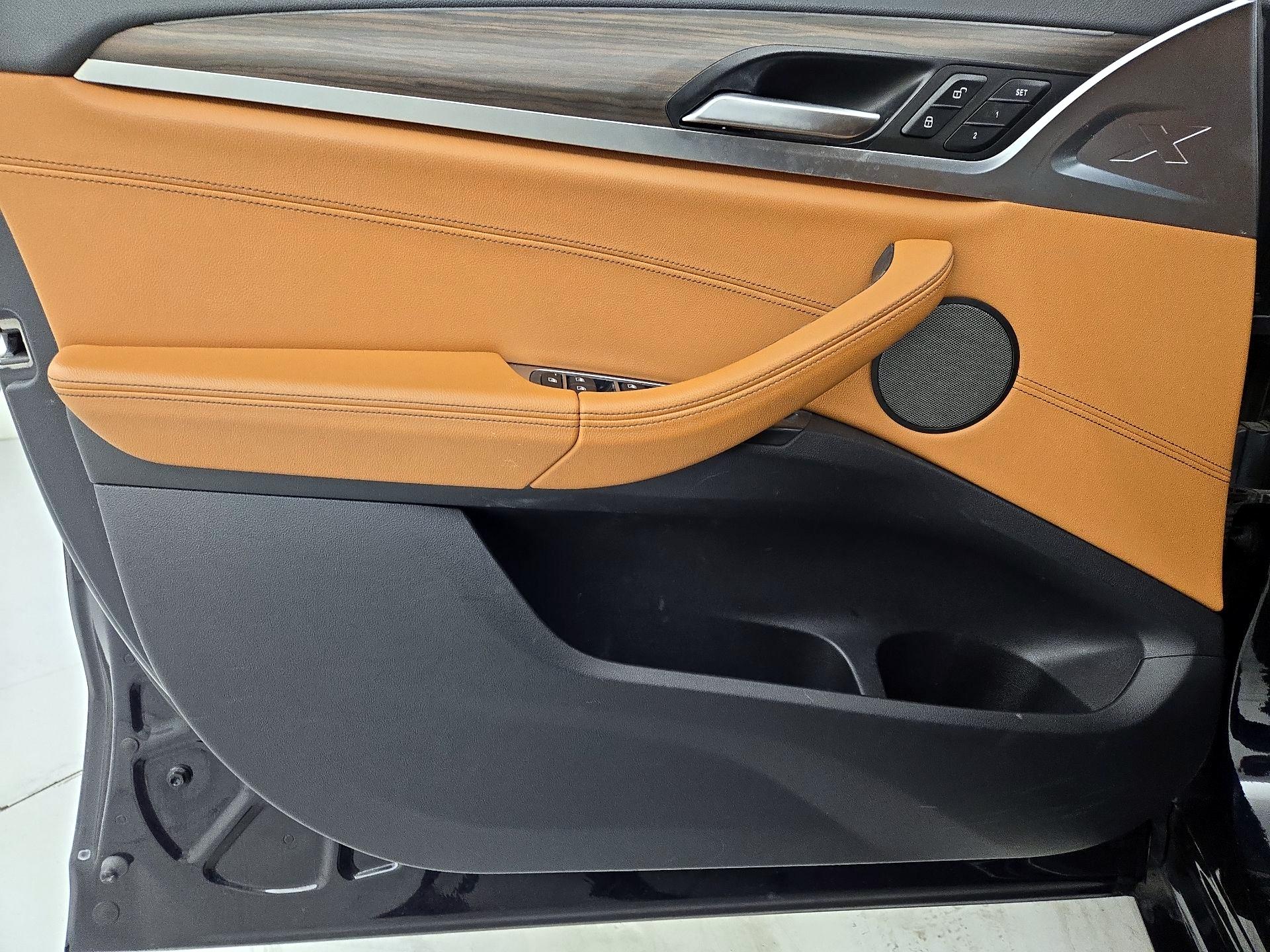 Thumbnail: 2019 BMW X4 - 12