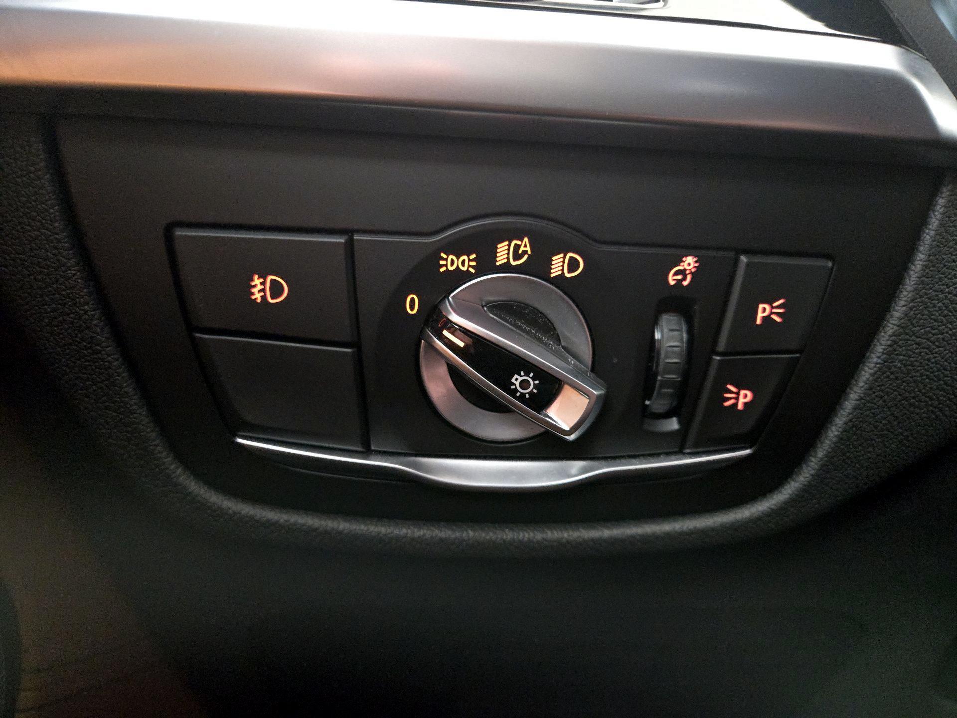 Thumbnail: 2019 BMW X4 - 13