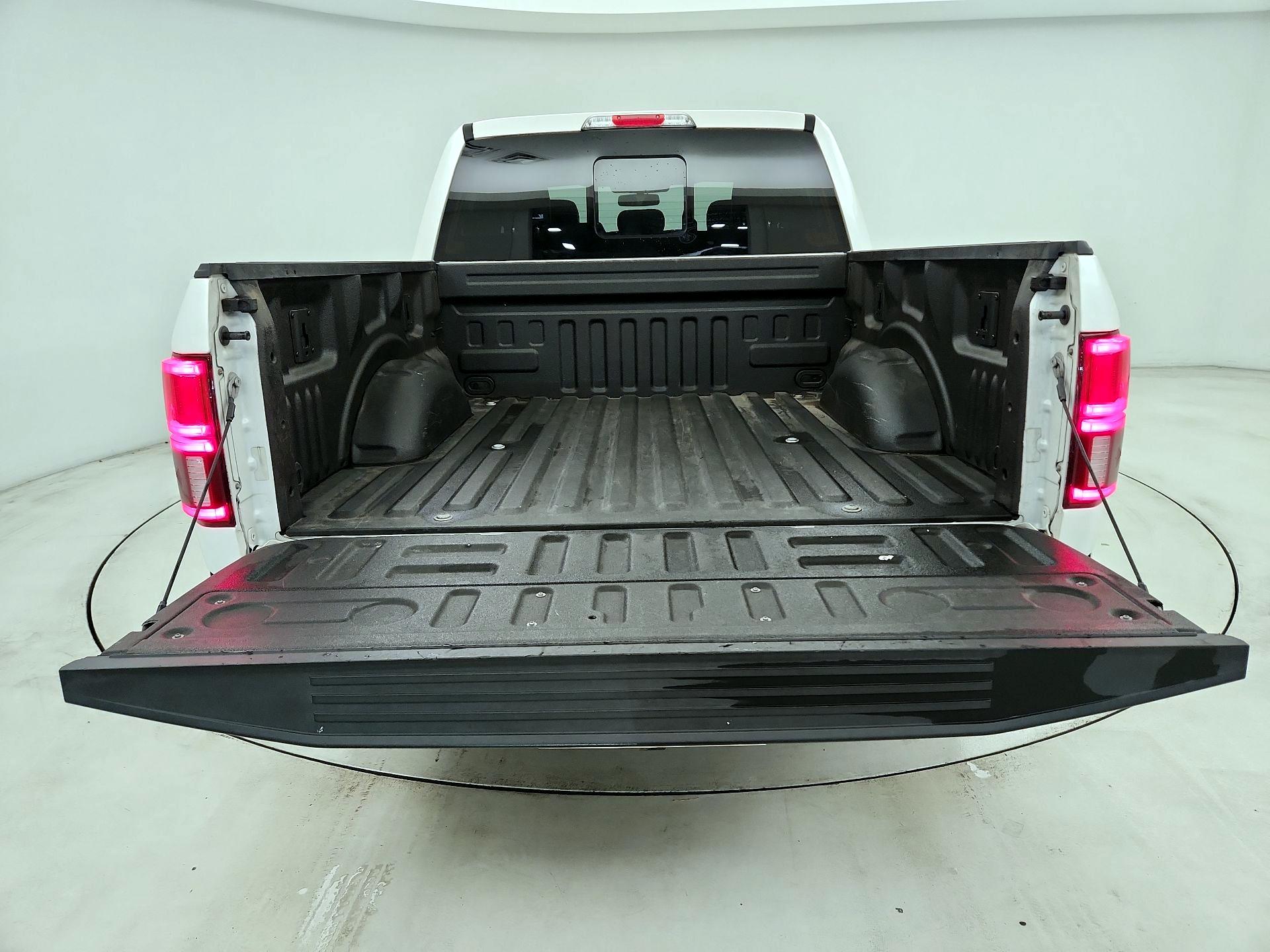 Thumbnail: 2019 Ford F-150 - 16