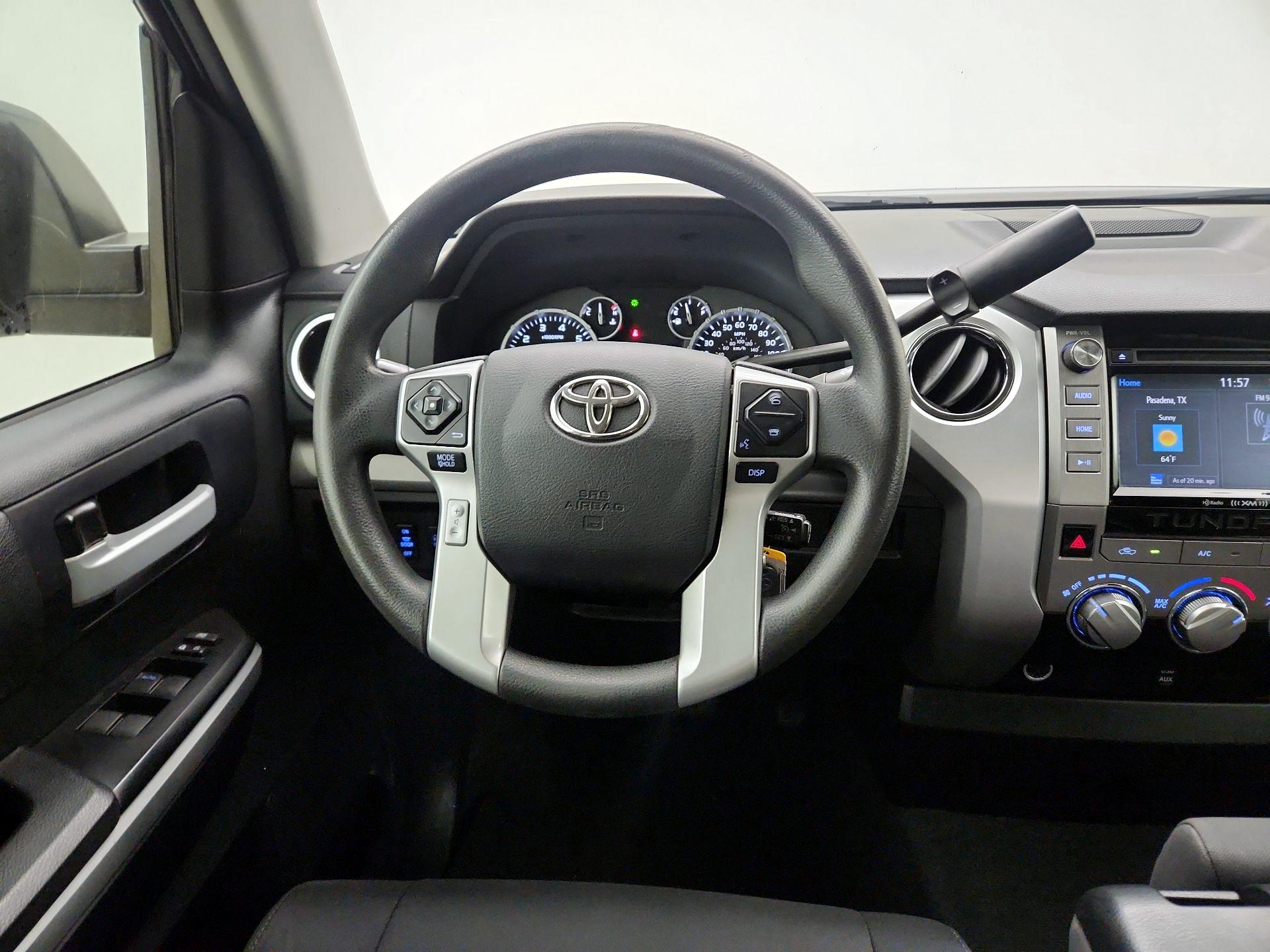 Thumbnail: 2015 Toyota Tundra - 10
