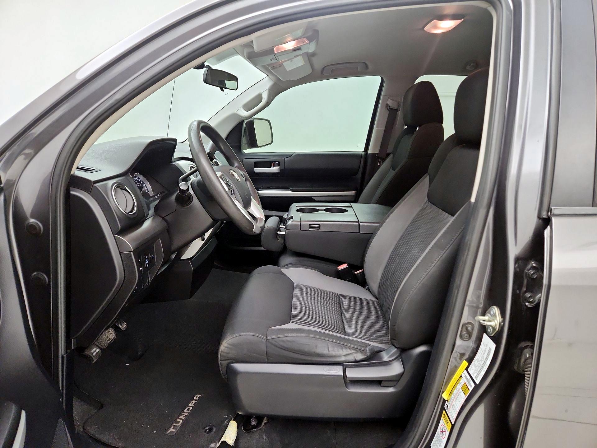 Thumbnail: 2015 Toyota Tundra - 11