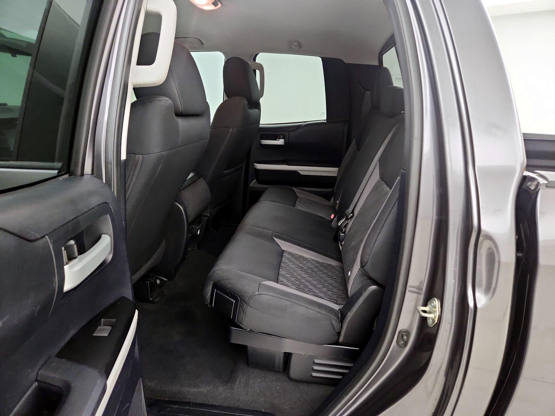 Thumbnail: 2015 Toyota Tundra - 19