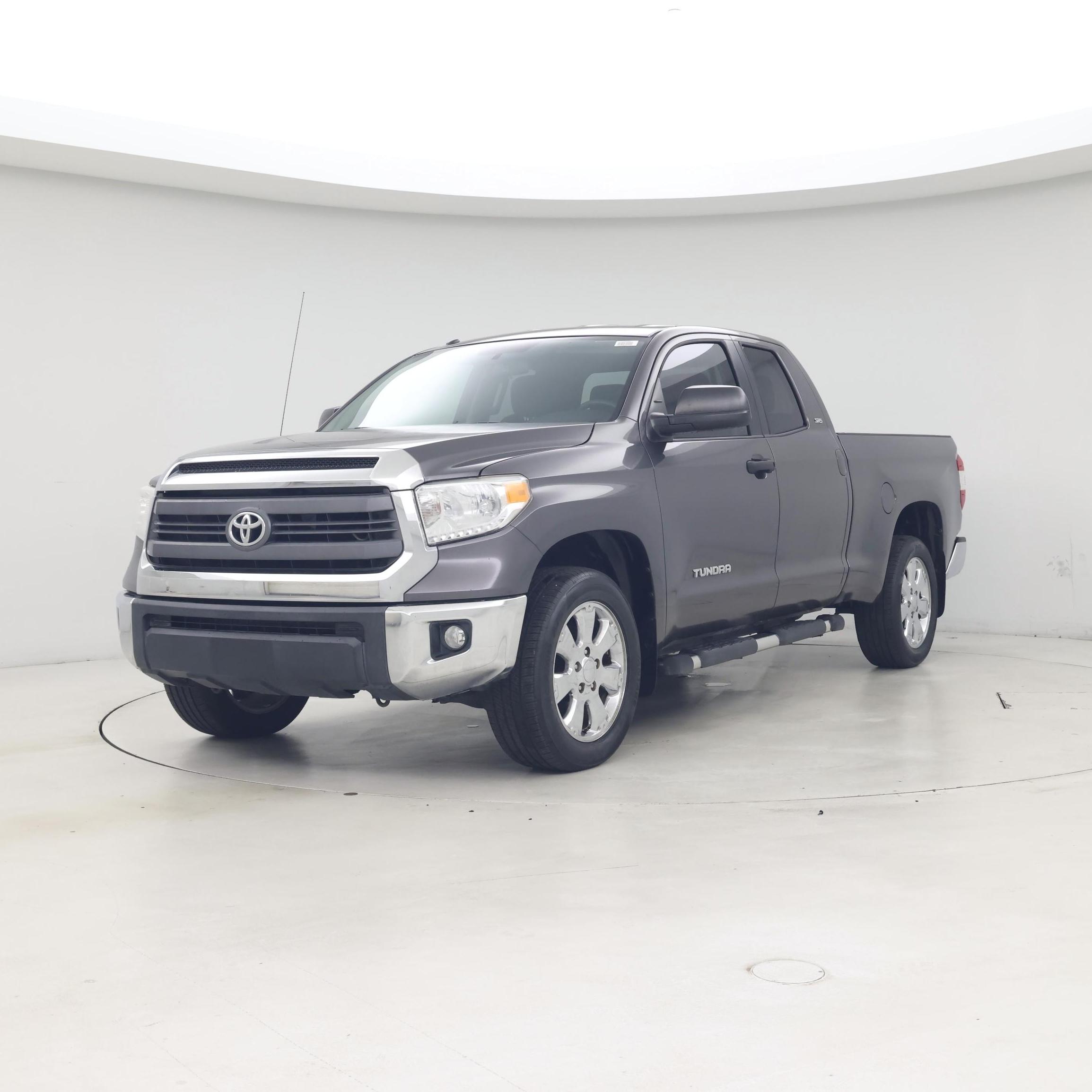 Thumbnail: 2015 Toyota Tundra - 4