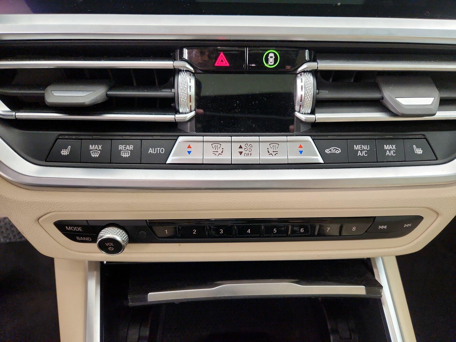 Thumbnail: 2022 BMW 3 Series - 17