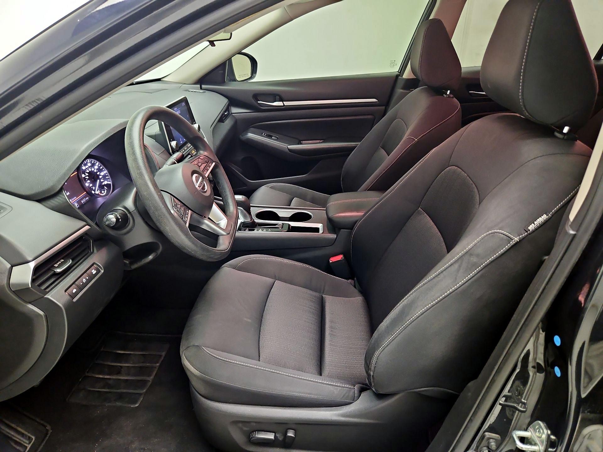 Thumbnail: 2022 Nissan Altima - 11