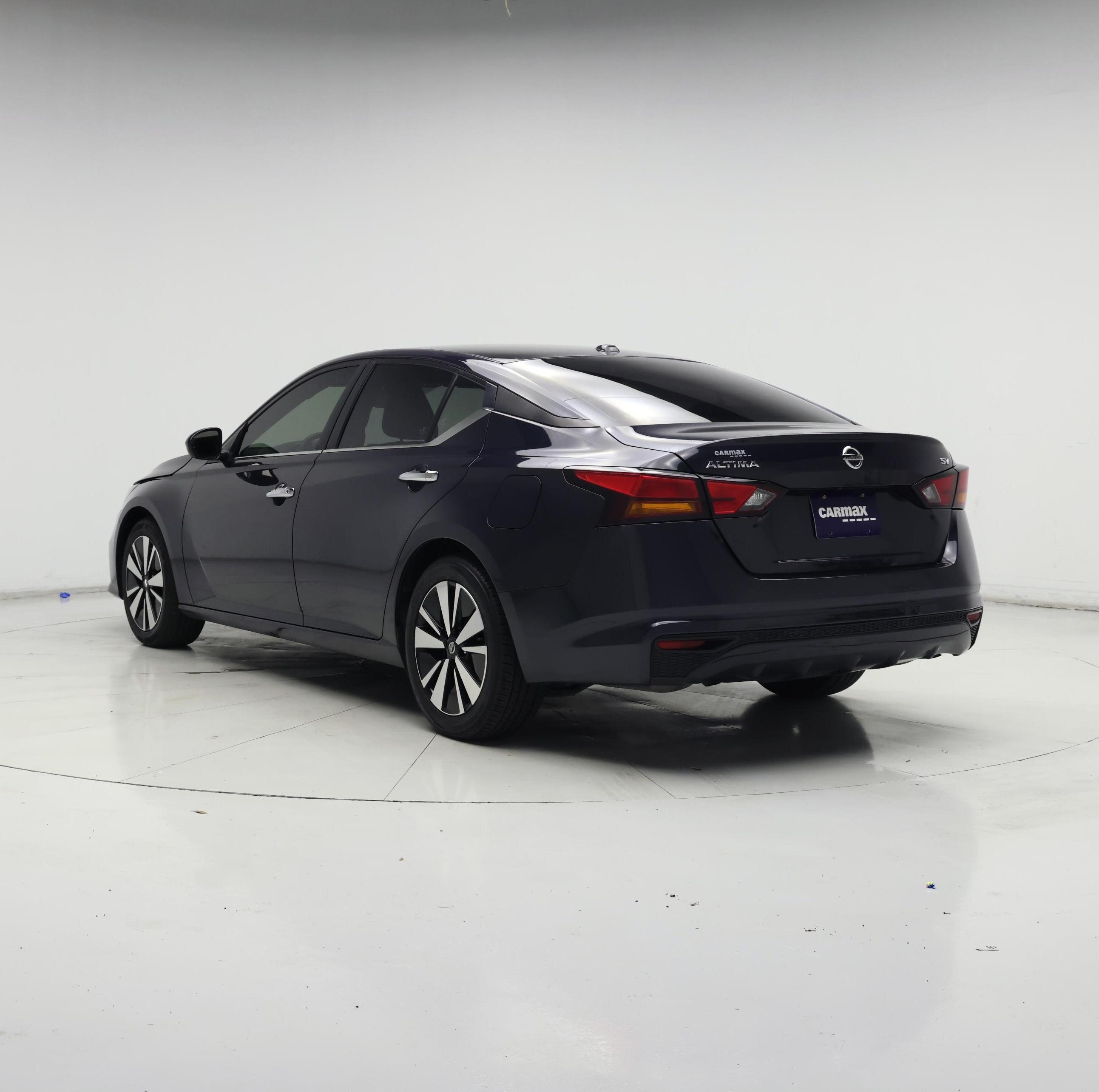 Thumbnail: 2022 Nissan Altima - 2