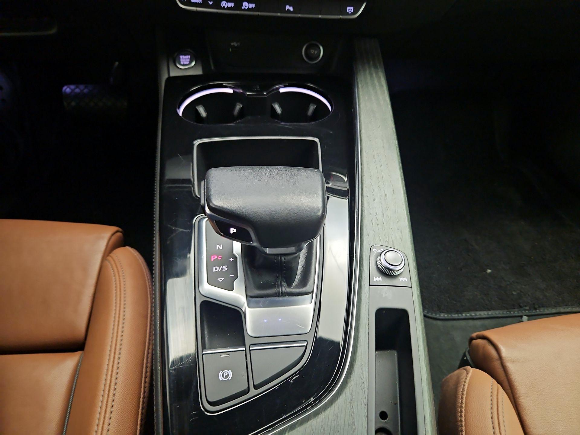 Thumbnail: 2023 Audi A4 - 16