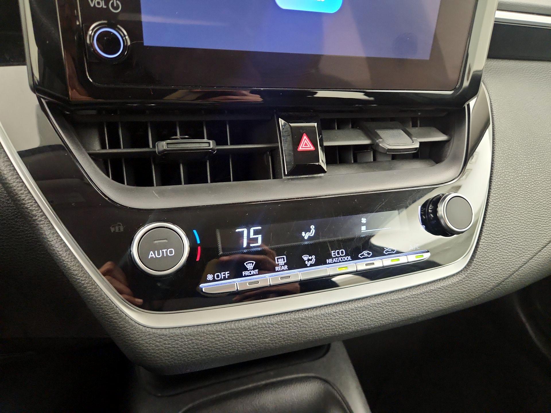 Thumbnail: 2024 Toyota Corolla - 16