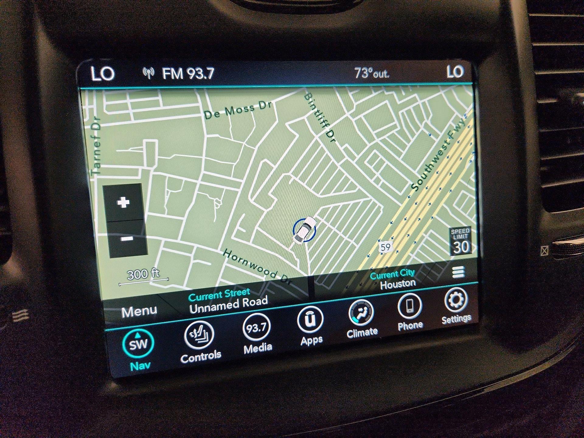 Thumbnail: 2023 Chrysler 300 - 14