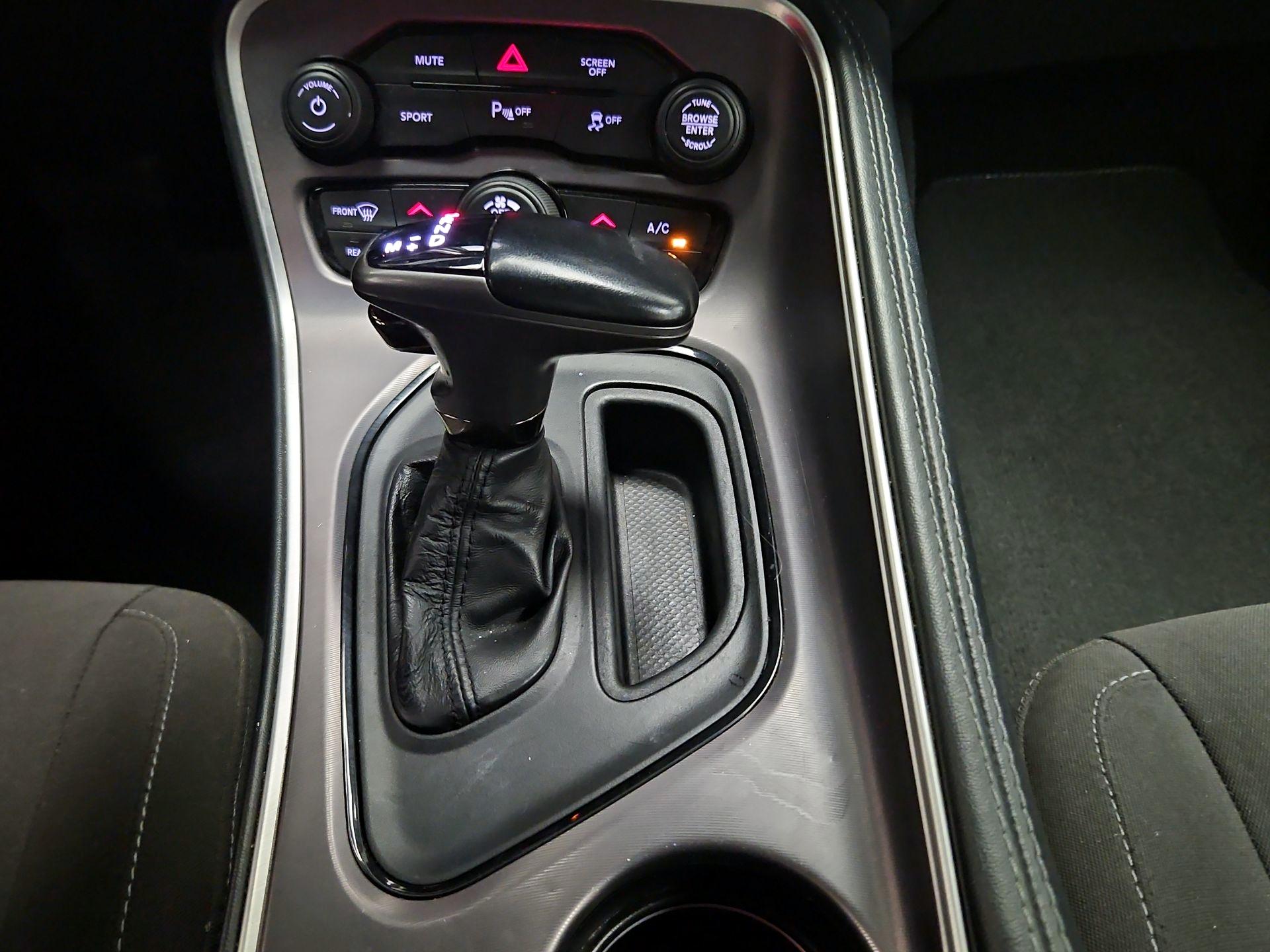 Thumbnail: 2022 Dodge Challenger - 17