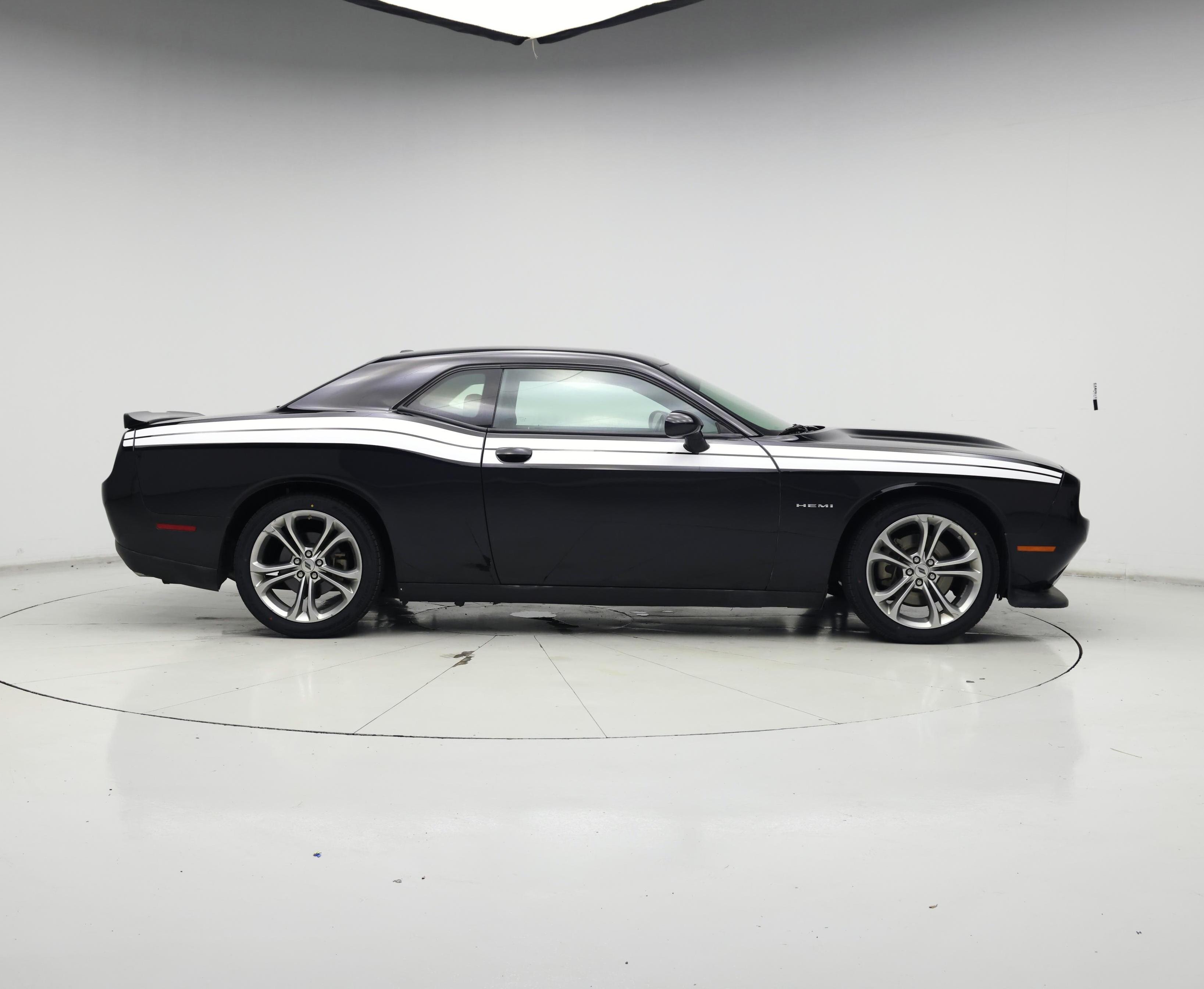 Thumbnail: 2022 Dodge Challenger - 7