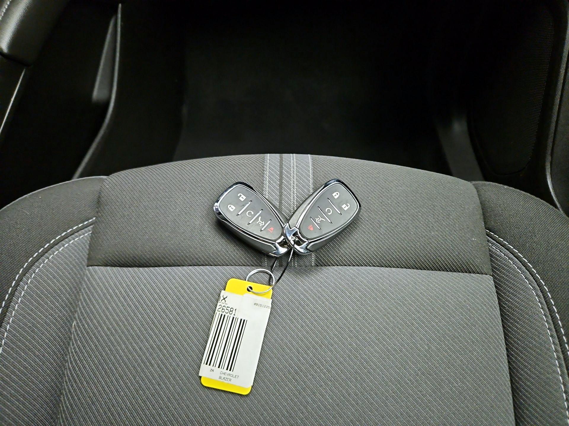 Thumbnail: 2024 Chevrolet Blazer - 19