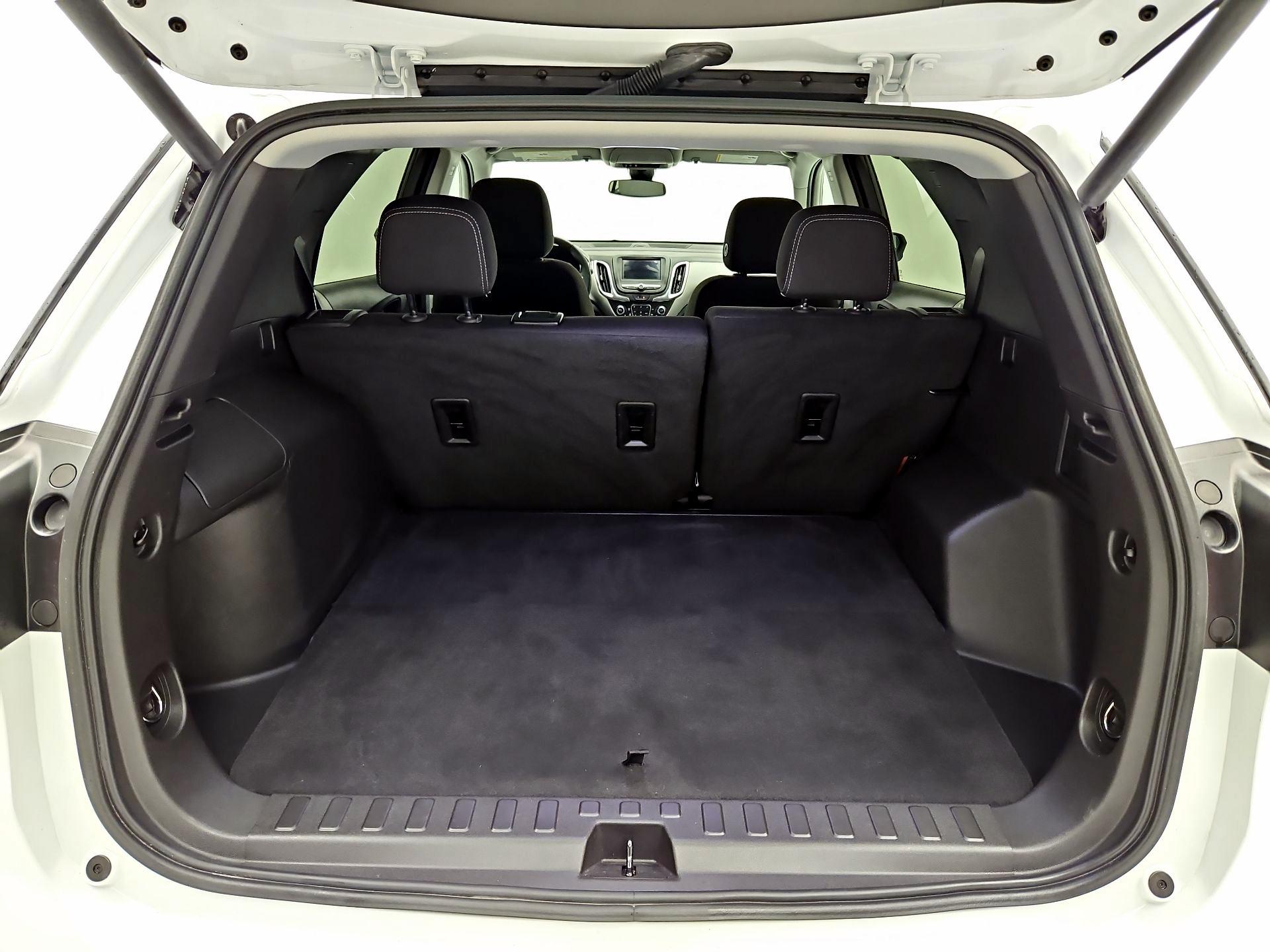 Thumbnail: 2023 Chevrolet Equinox - 18