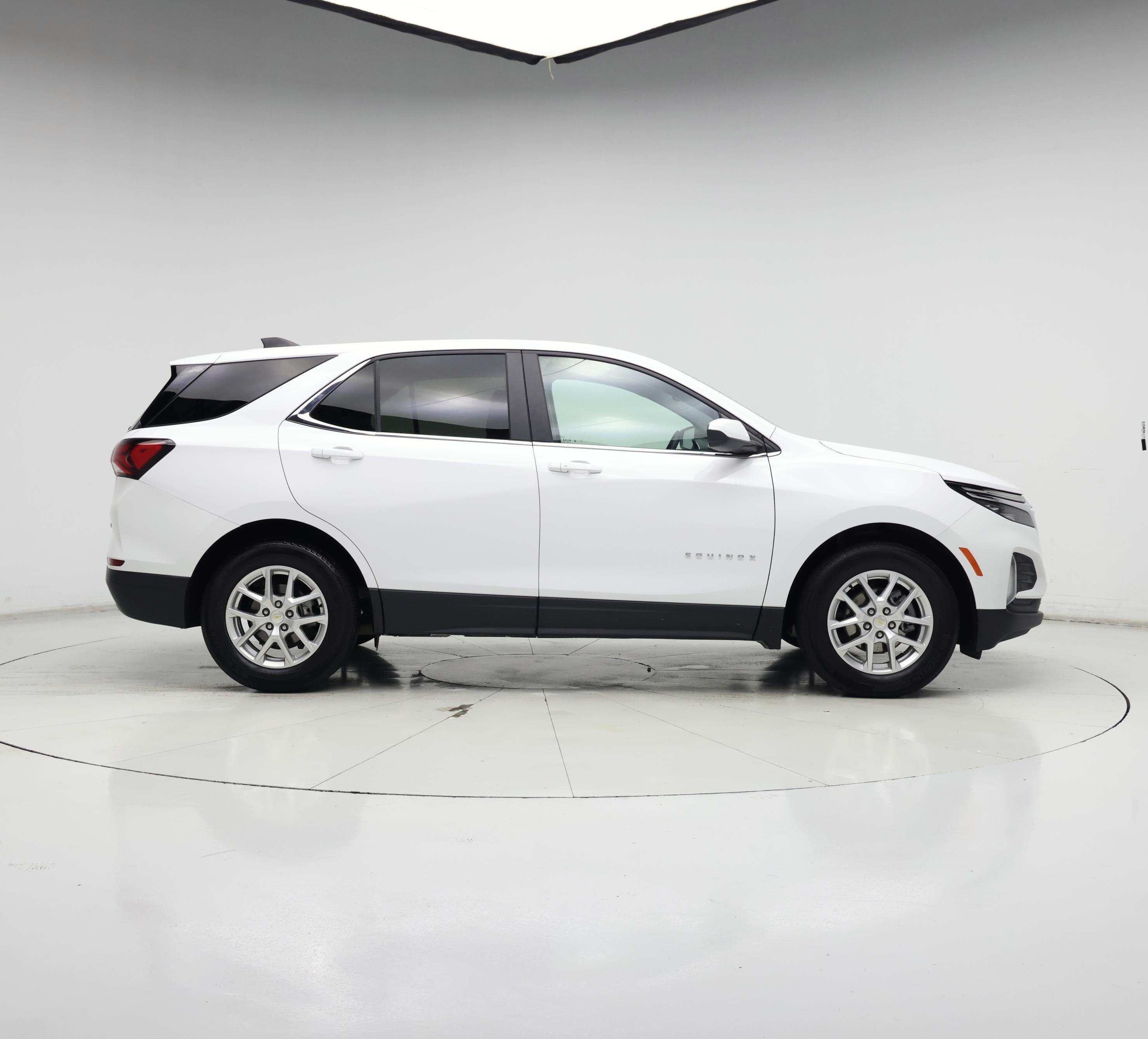 Thumbnail: 2023 Chevrolet Equinox - 7