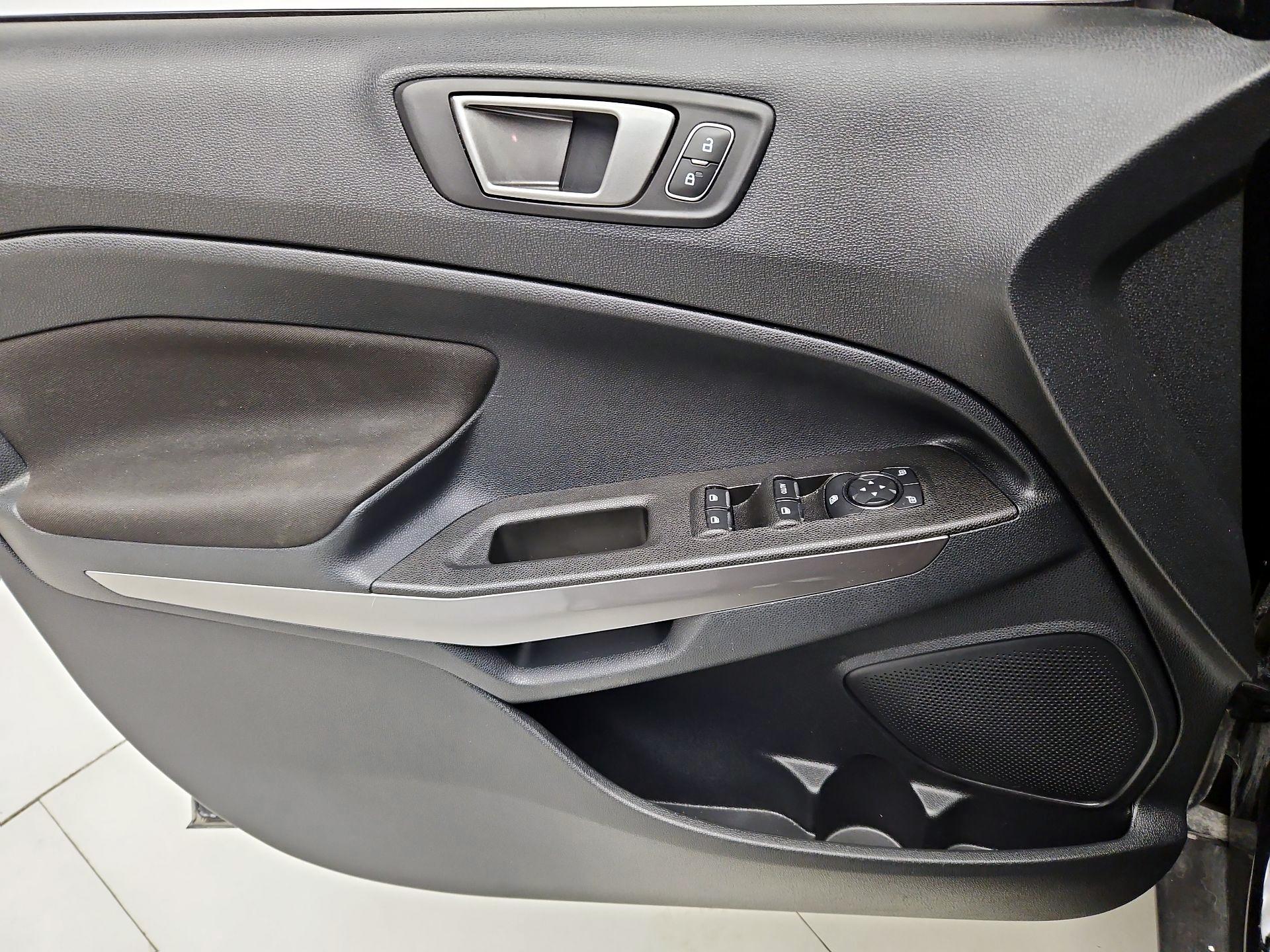 Thumbnail: 2021 Ford EcoSport - 12