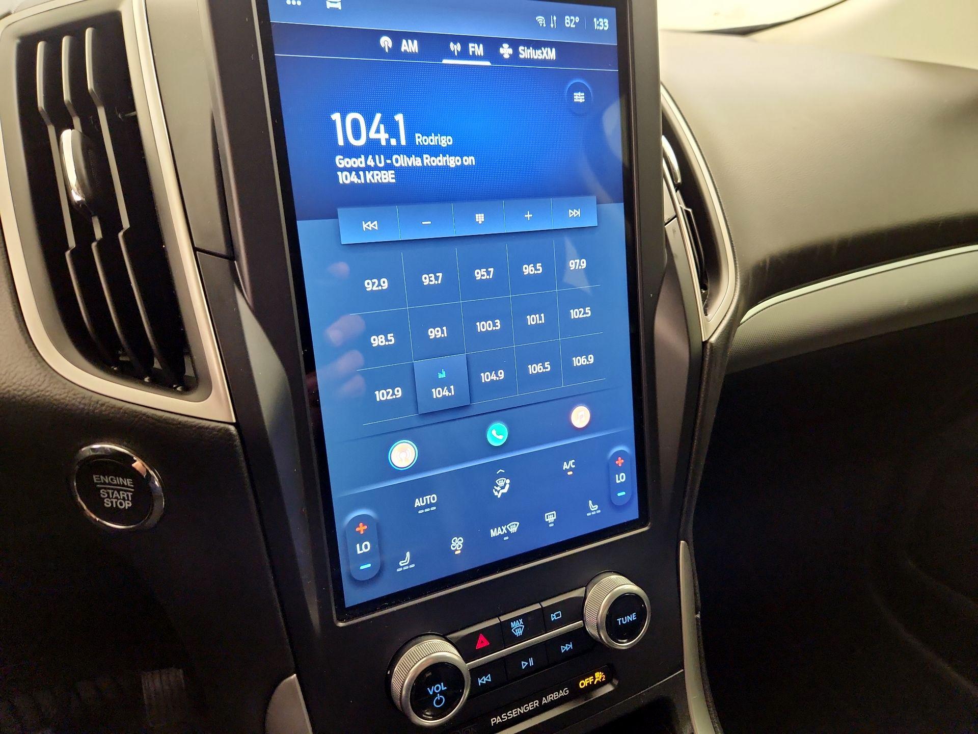 Thumbnail: 2021 Ford Edge - 15