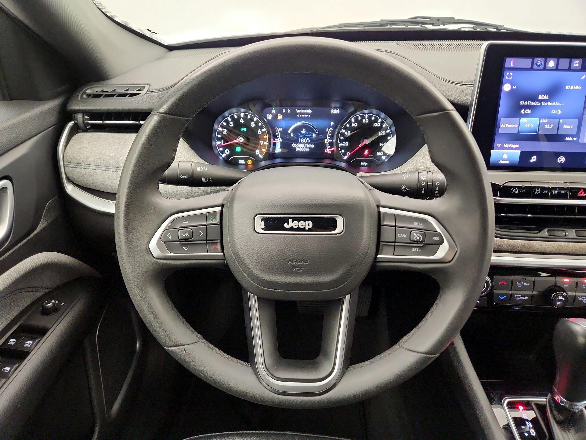 Thumbnail: 2023 Jeep Compass - 10