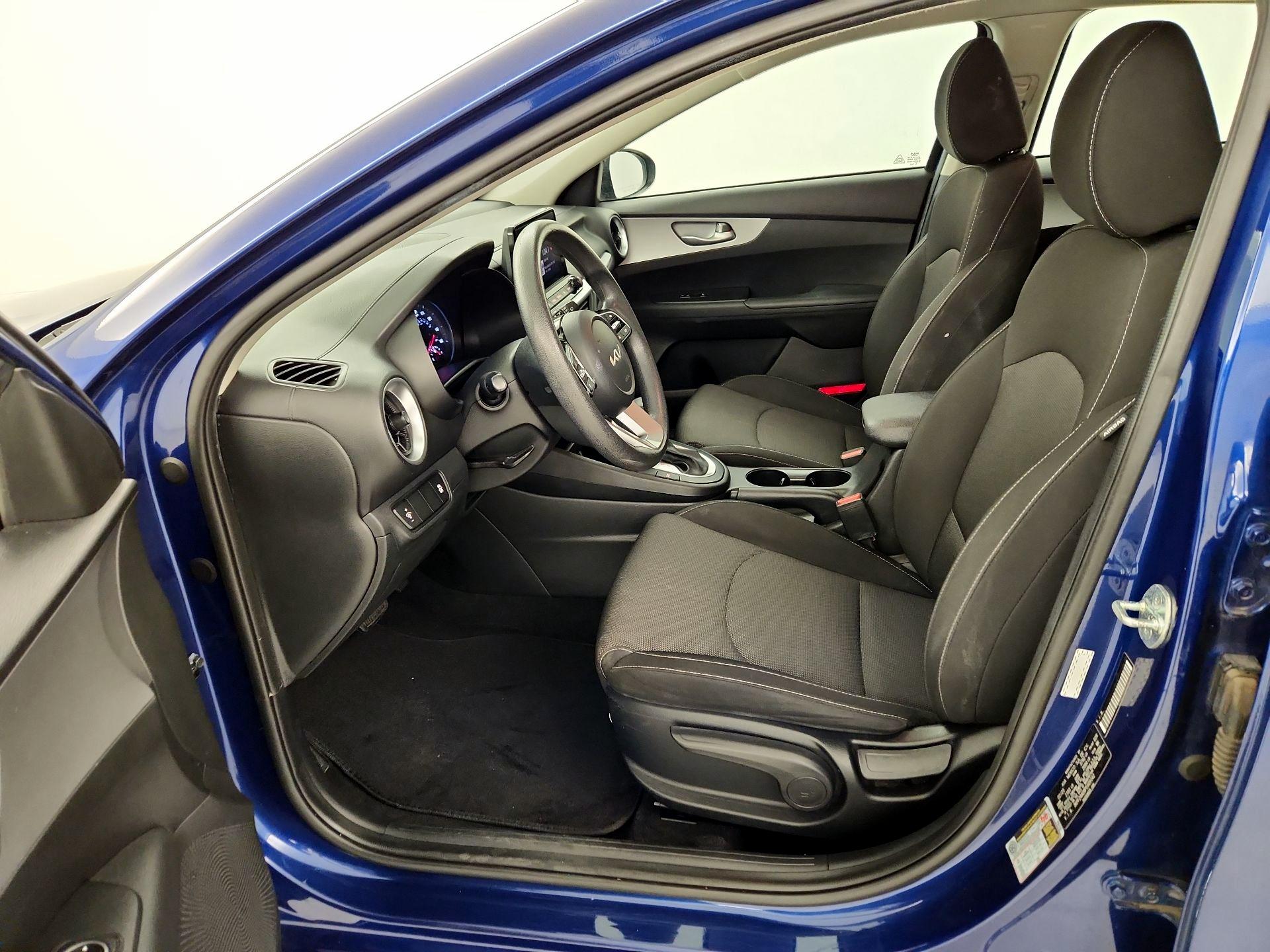 Thumbnail: 2023 Kia Forte - 11