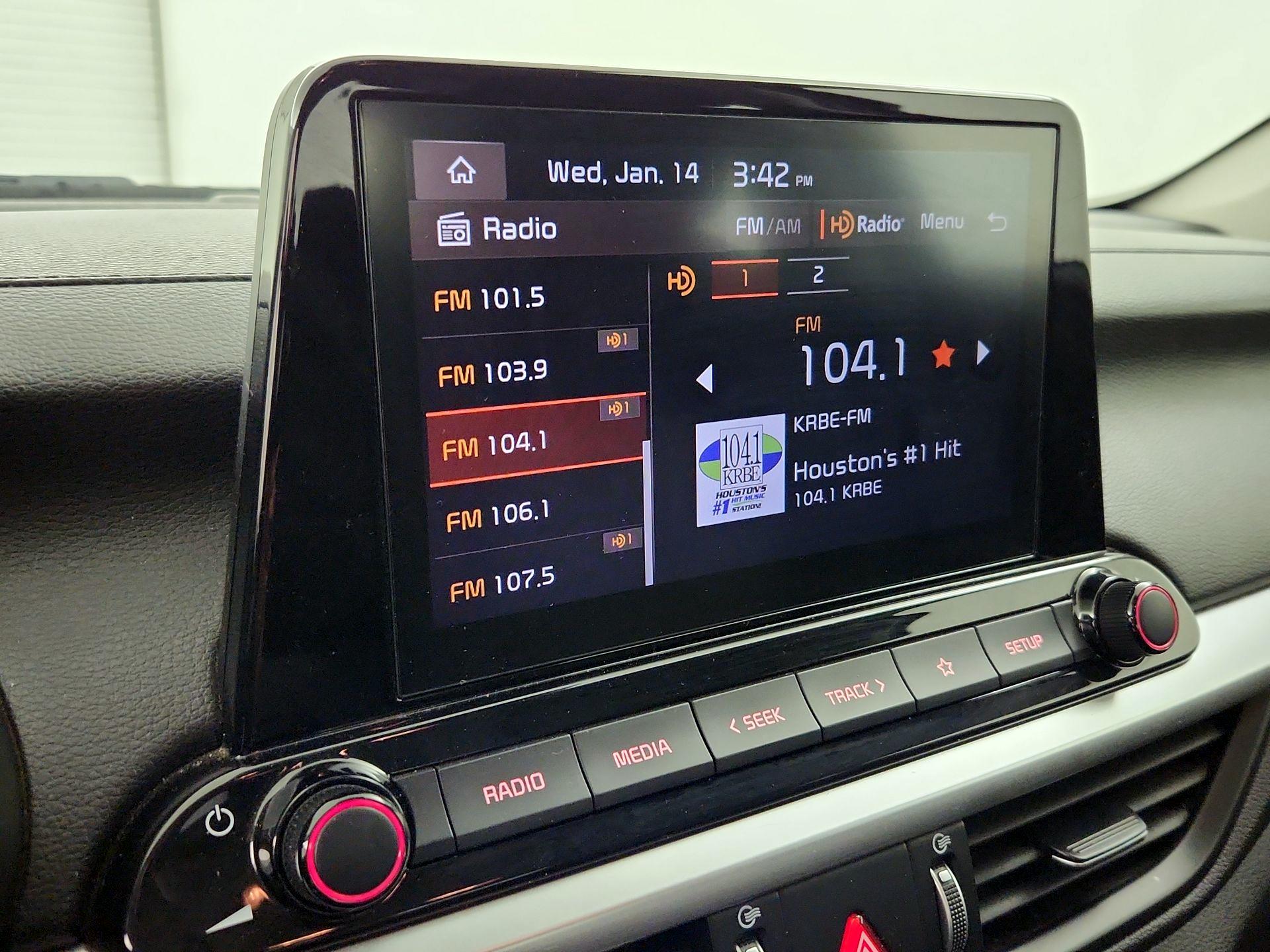 Thumbnail: 2023 Kia Forte - 15