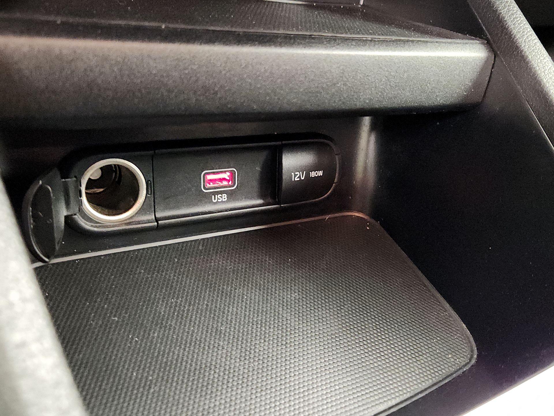 Thumbnail: 2023 Kia Forte - 18